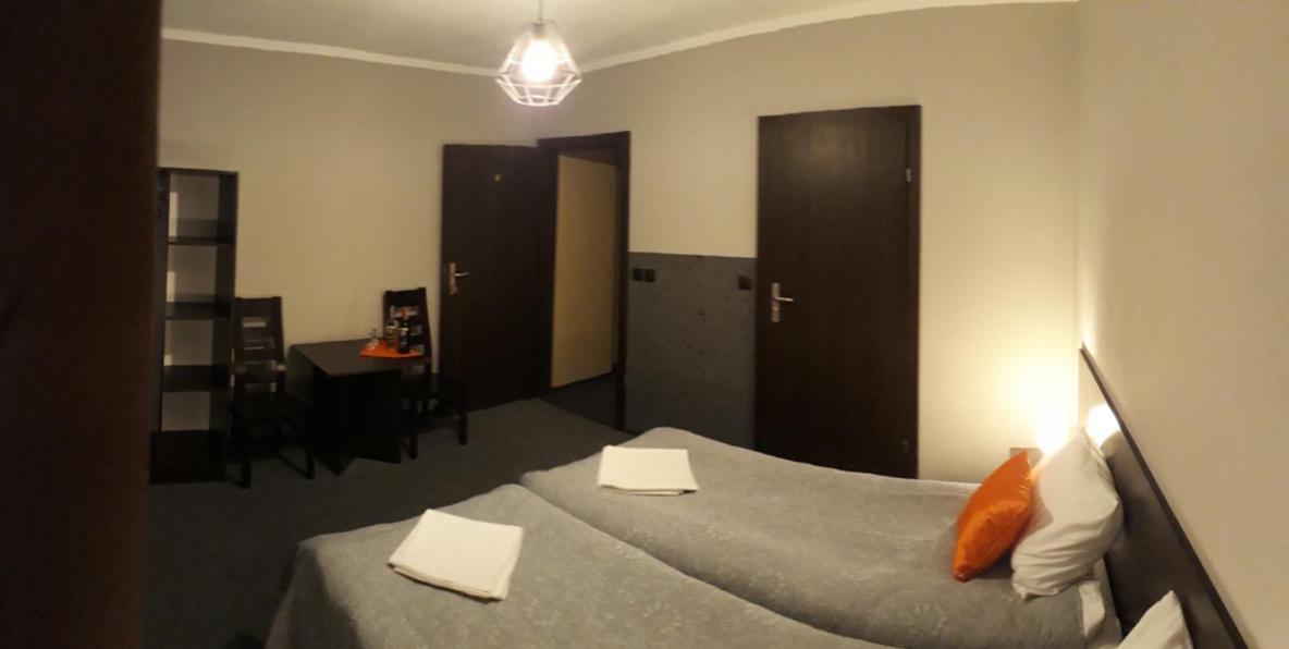 Double or Twin Room - Photo 1