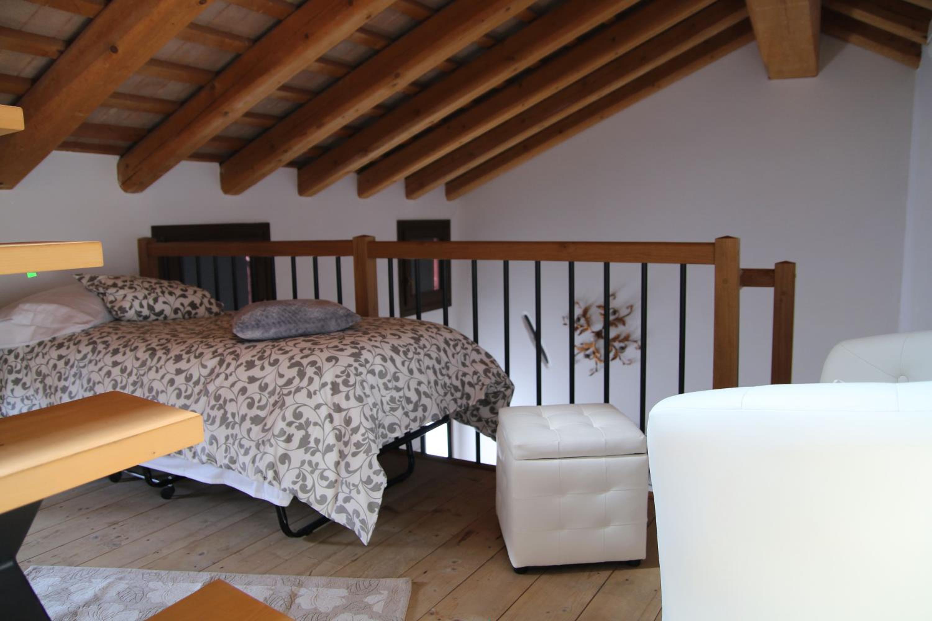 Double Room with Extra Bed - Photo 1