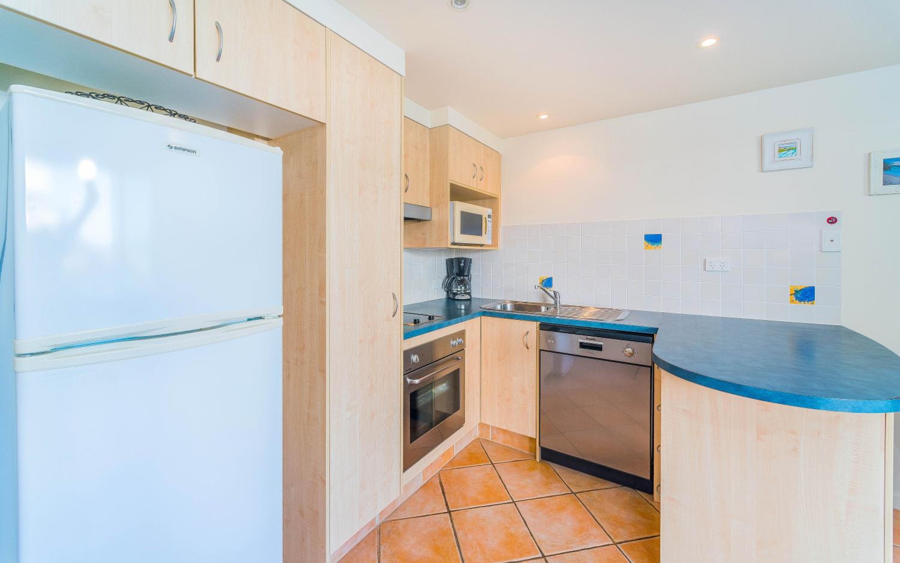 1 Bedroom Garden Apt - Photo 2