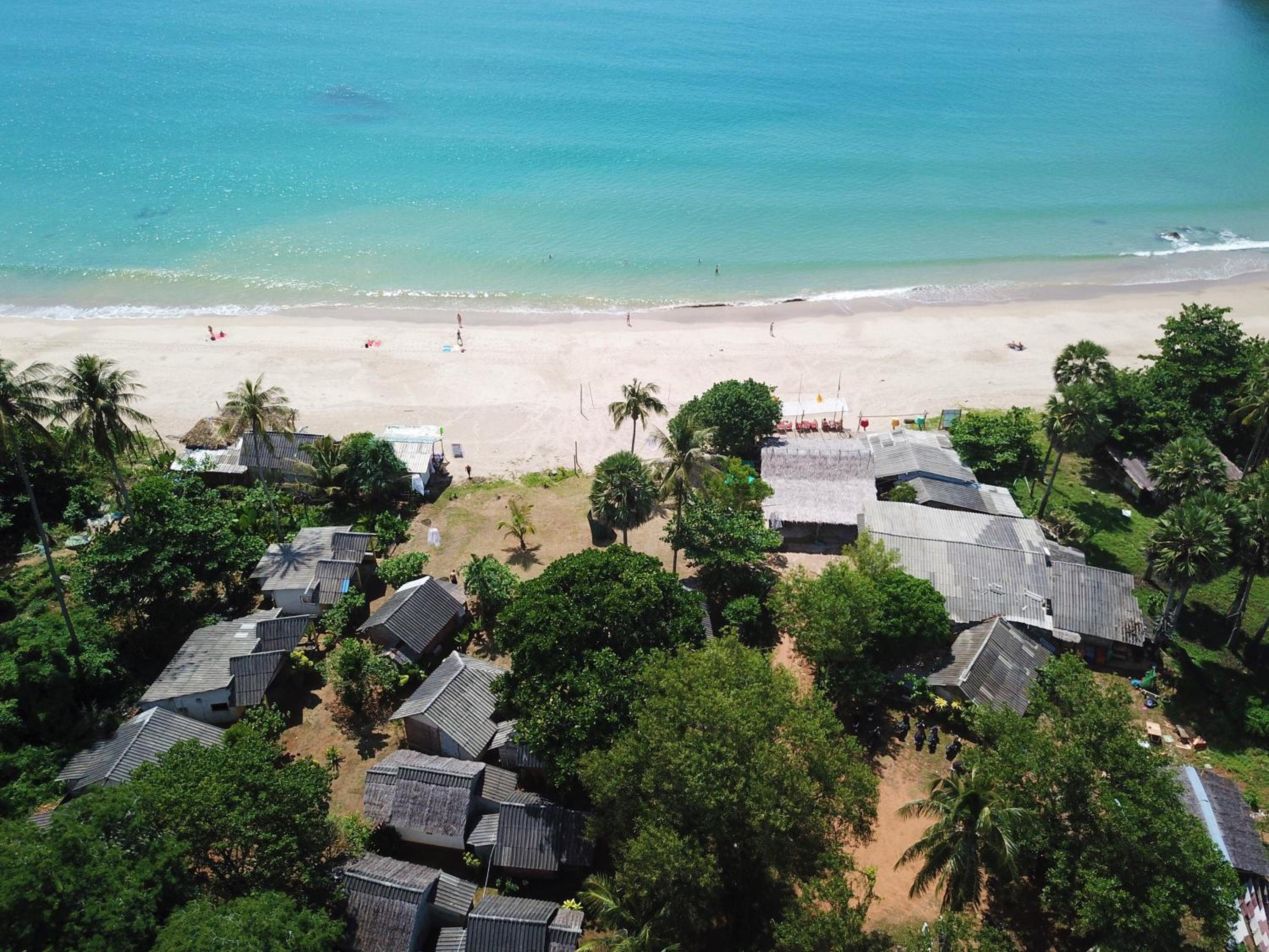 Bungalow with Sea View - Photo 21