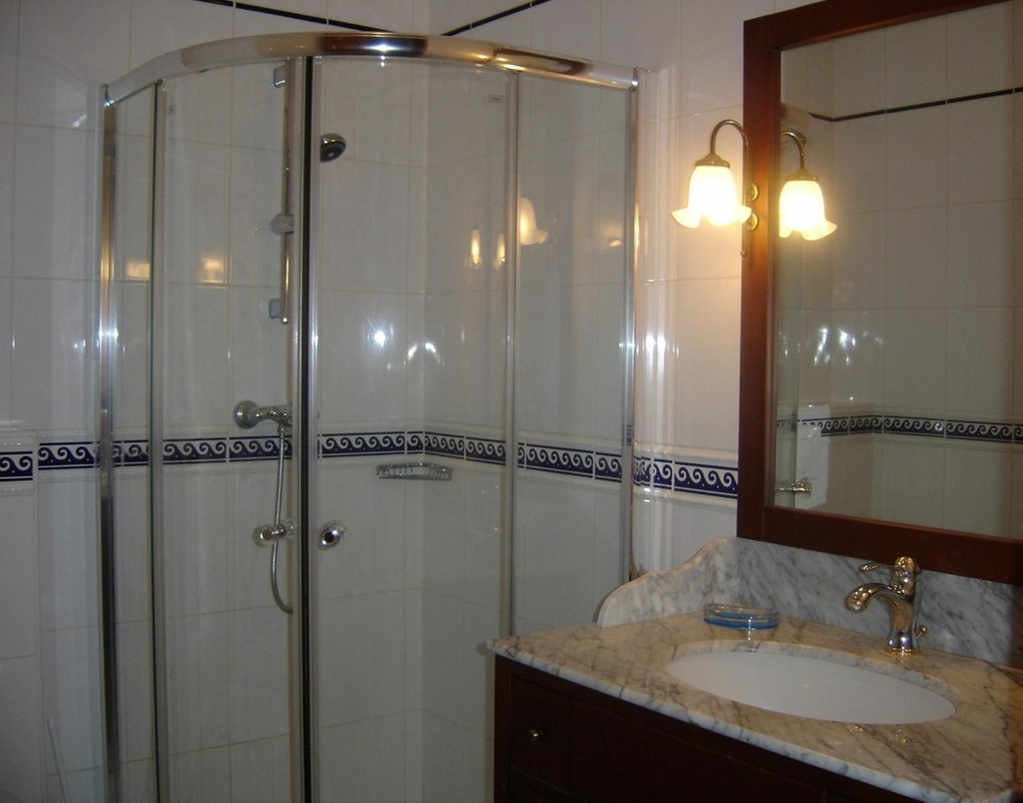 Comfort Double or Twin Room photo 3