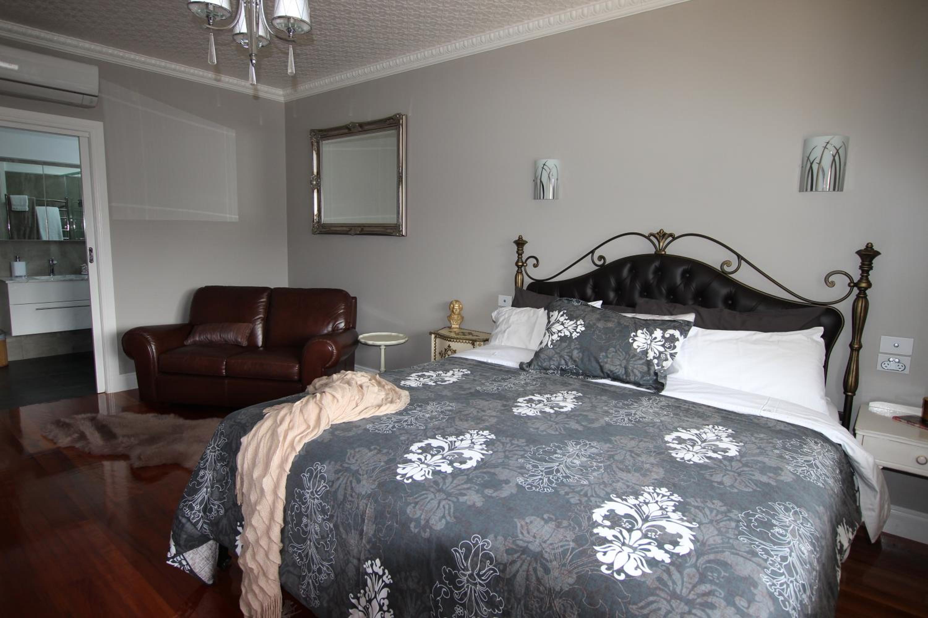 Superior King Room photo 1
