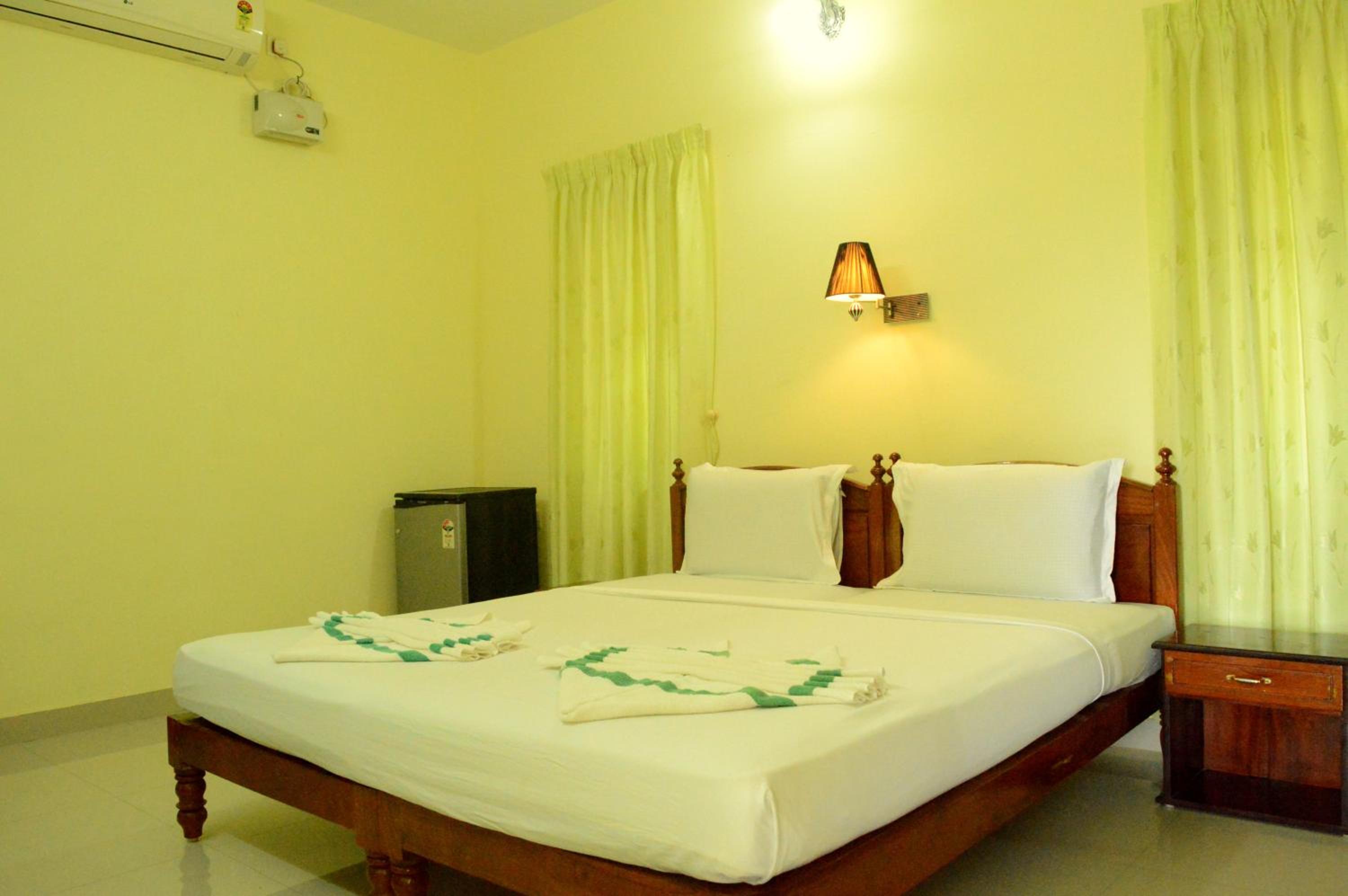 Double Room with Pool View photo 1