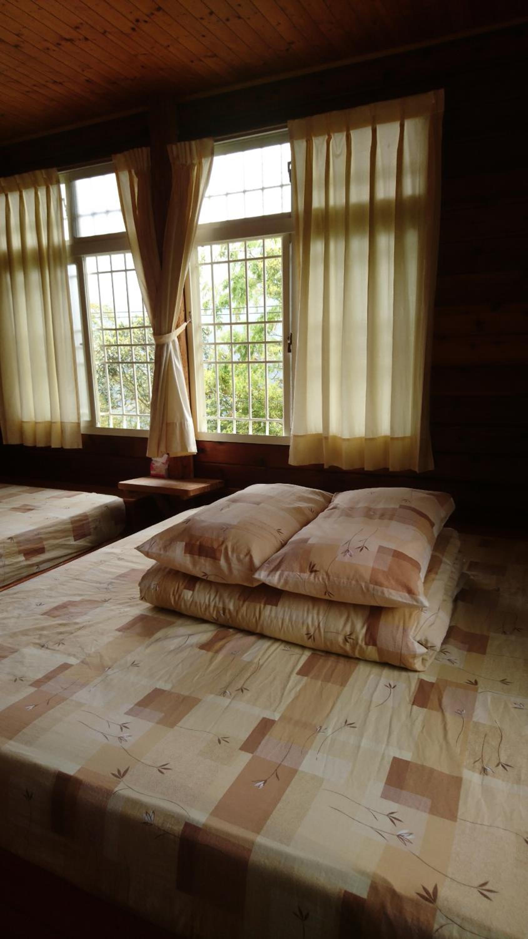 Queen Room with Two Queen Beds photo 1