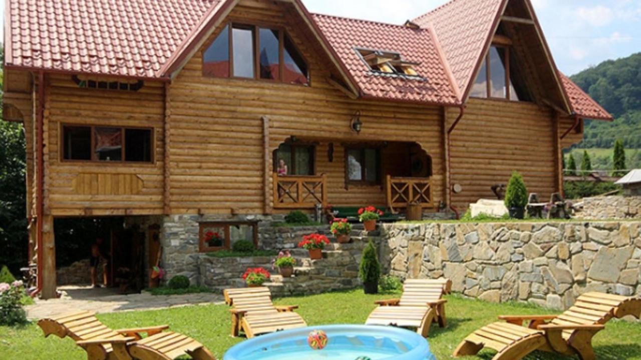 Three-Bedroom Cottage photo 2