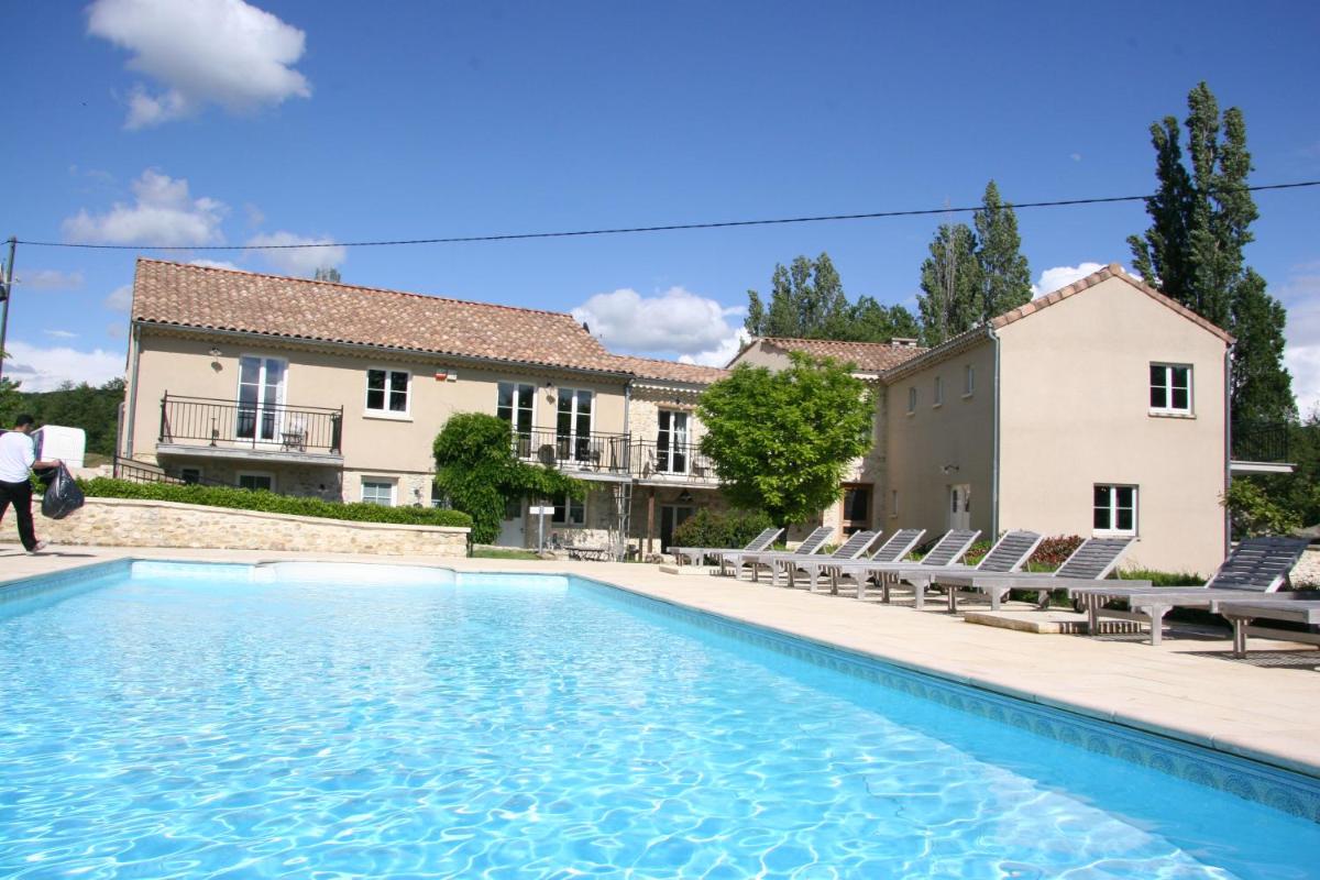 King Room with Pool View photo 2