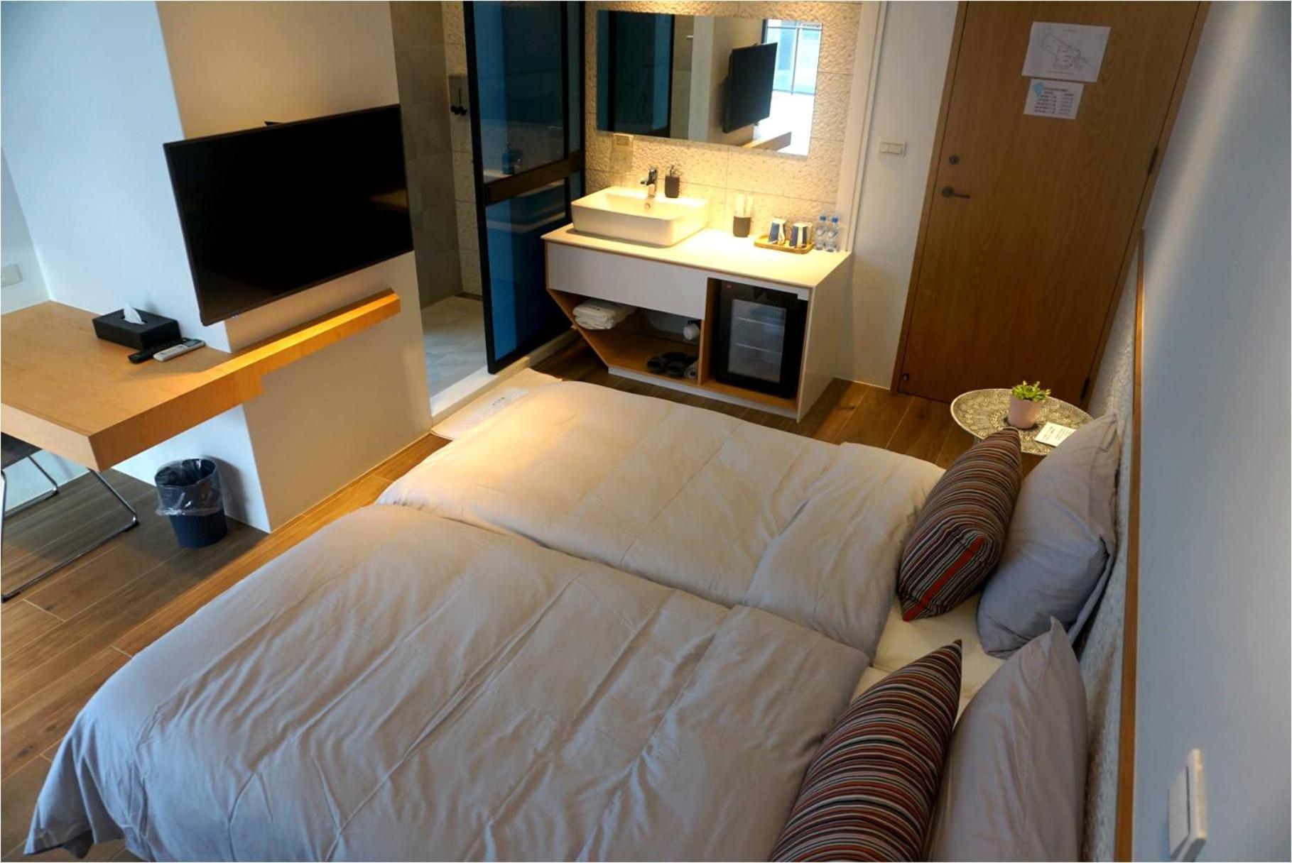 Superior Double or Twin Room with Terrace