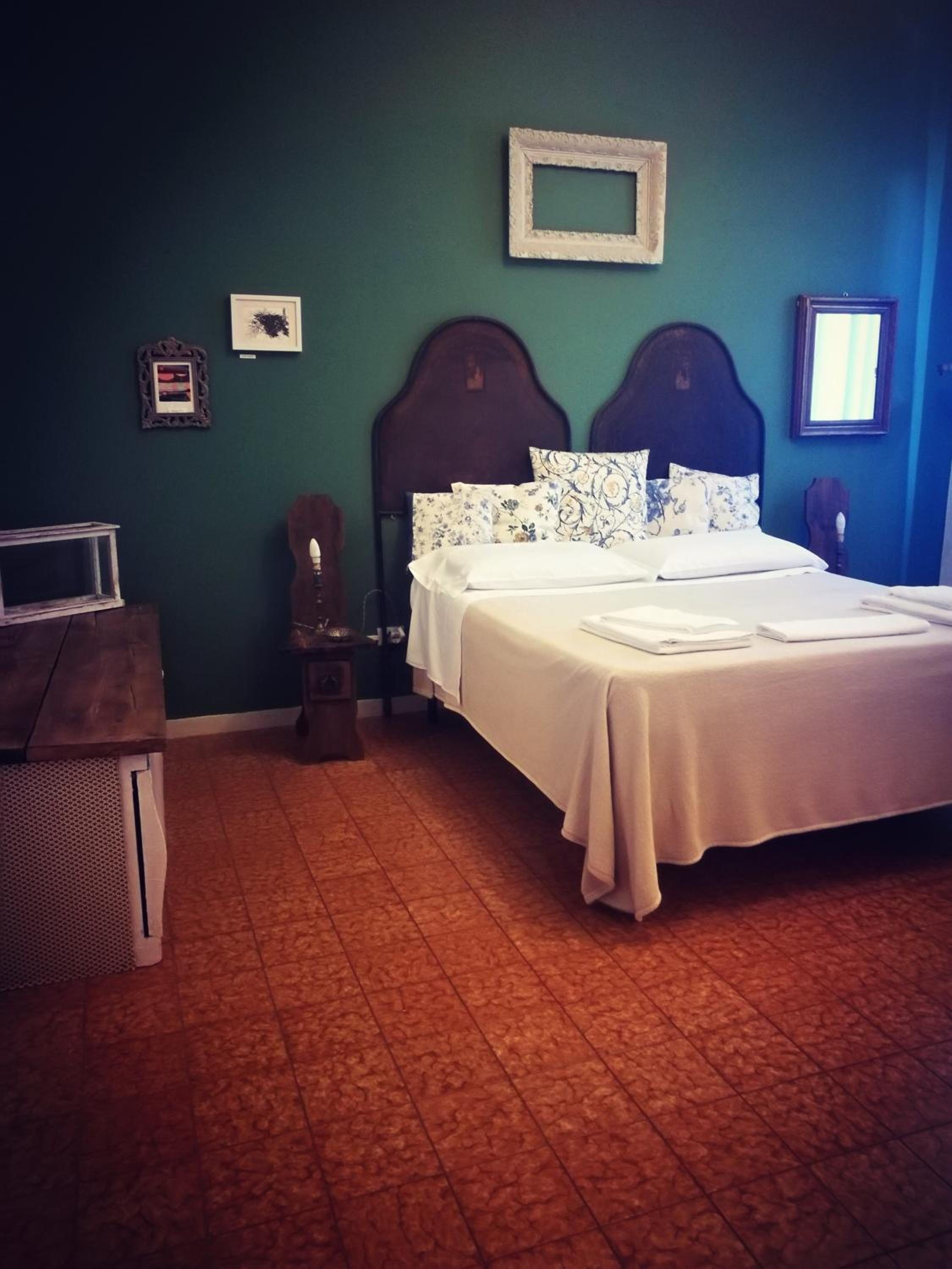 Double Room With Private Bathroom photo 1