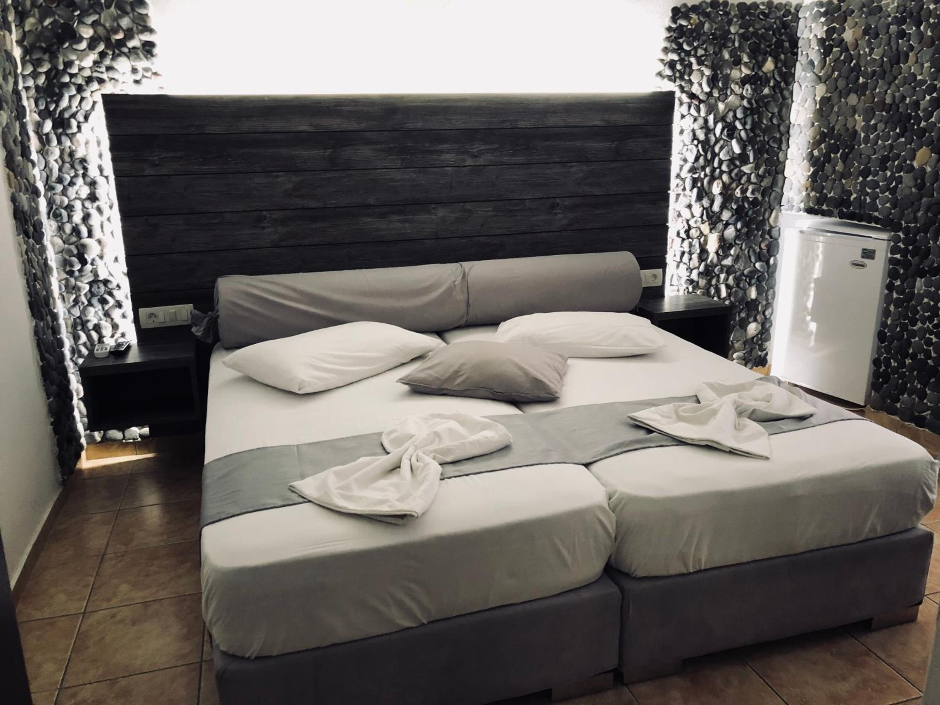Superior Double or Twin Room - Photo 26