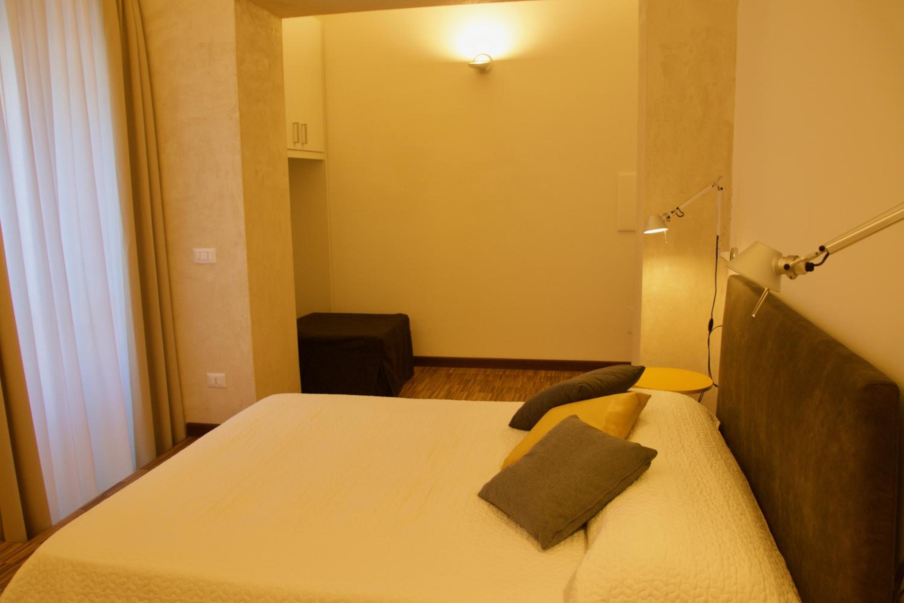 Superior Triple Room photo 2