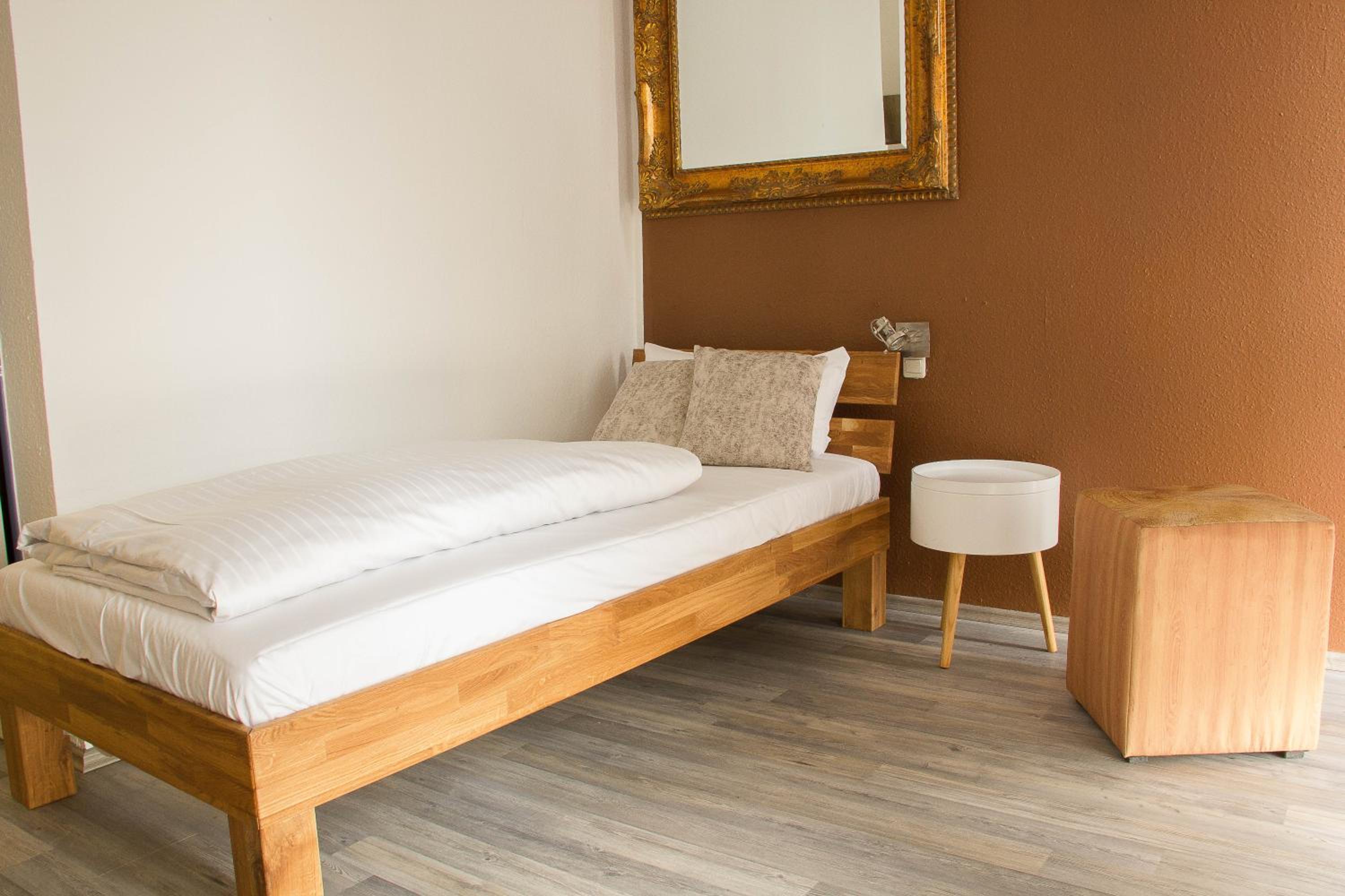 Business Single Room