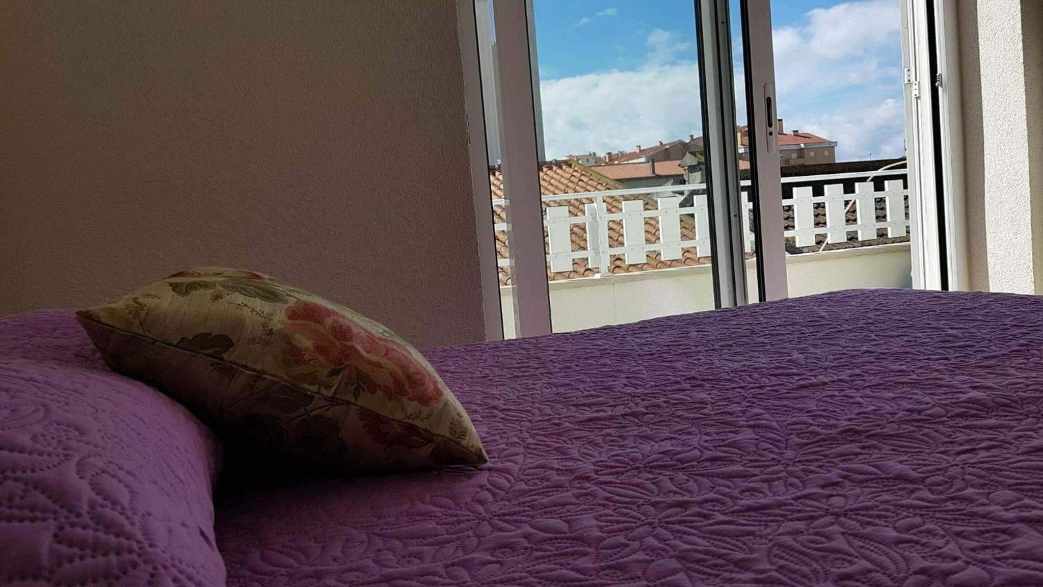 Deluxe Room - Photo 1