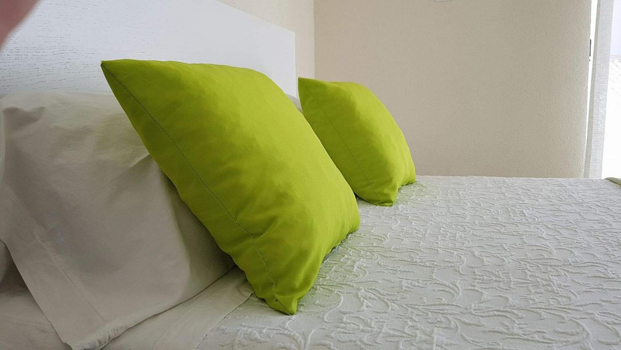Deluxe Room - Photo 7