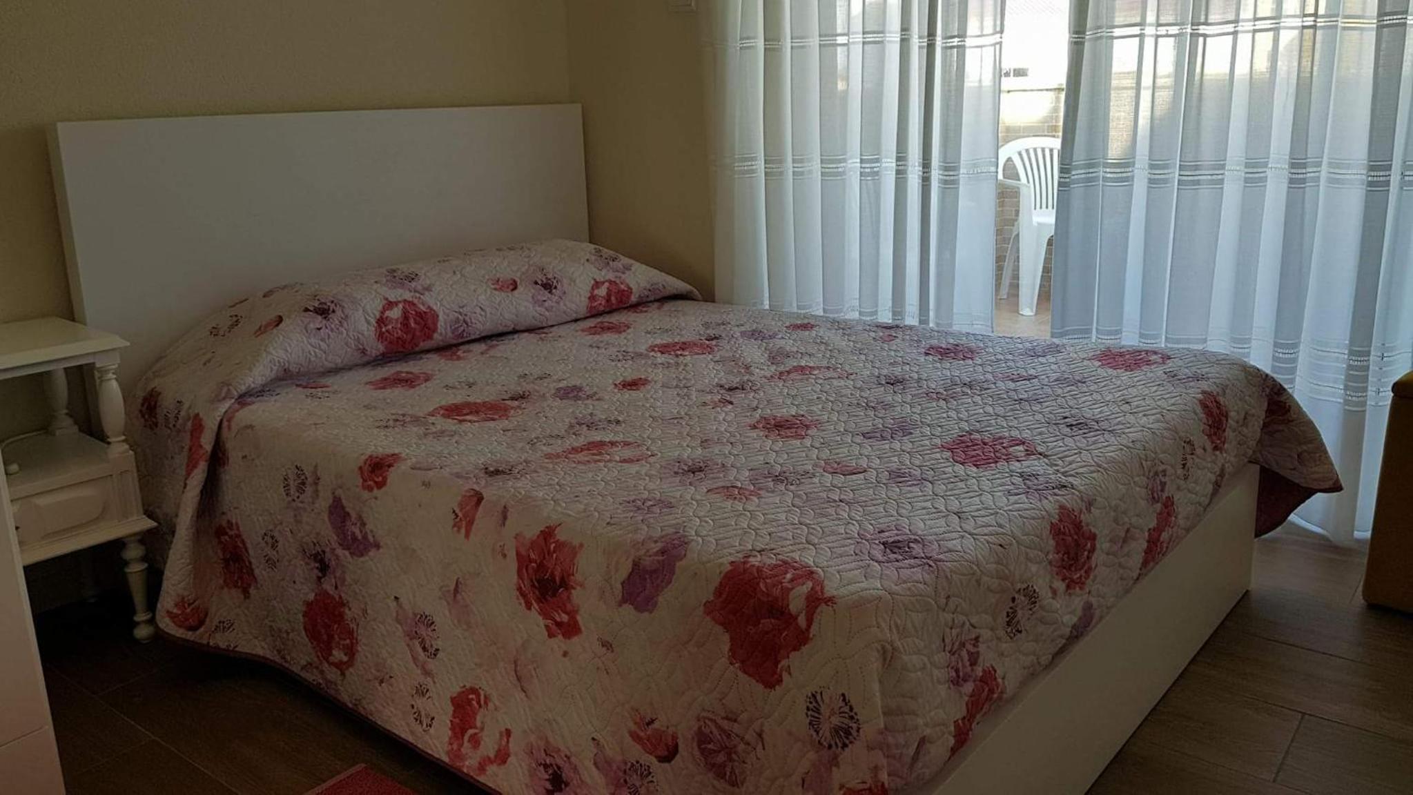 Deluxe Room - Photo 12