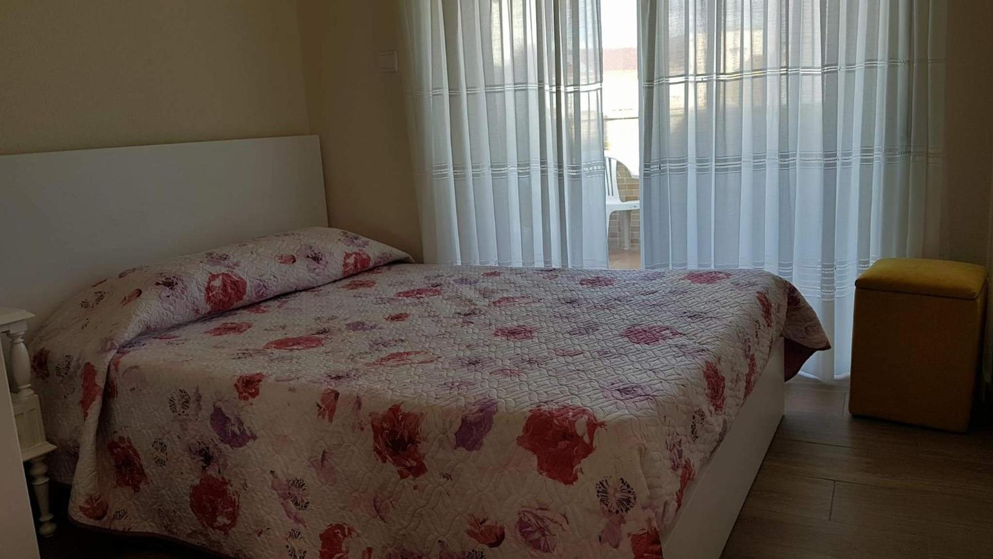 Deluxe Room - Photo 11