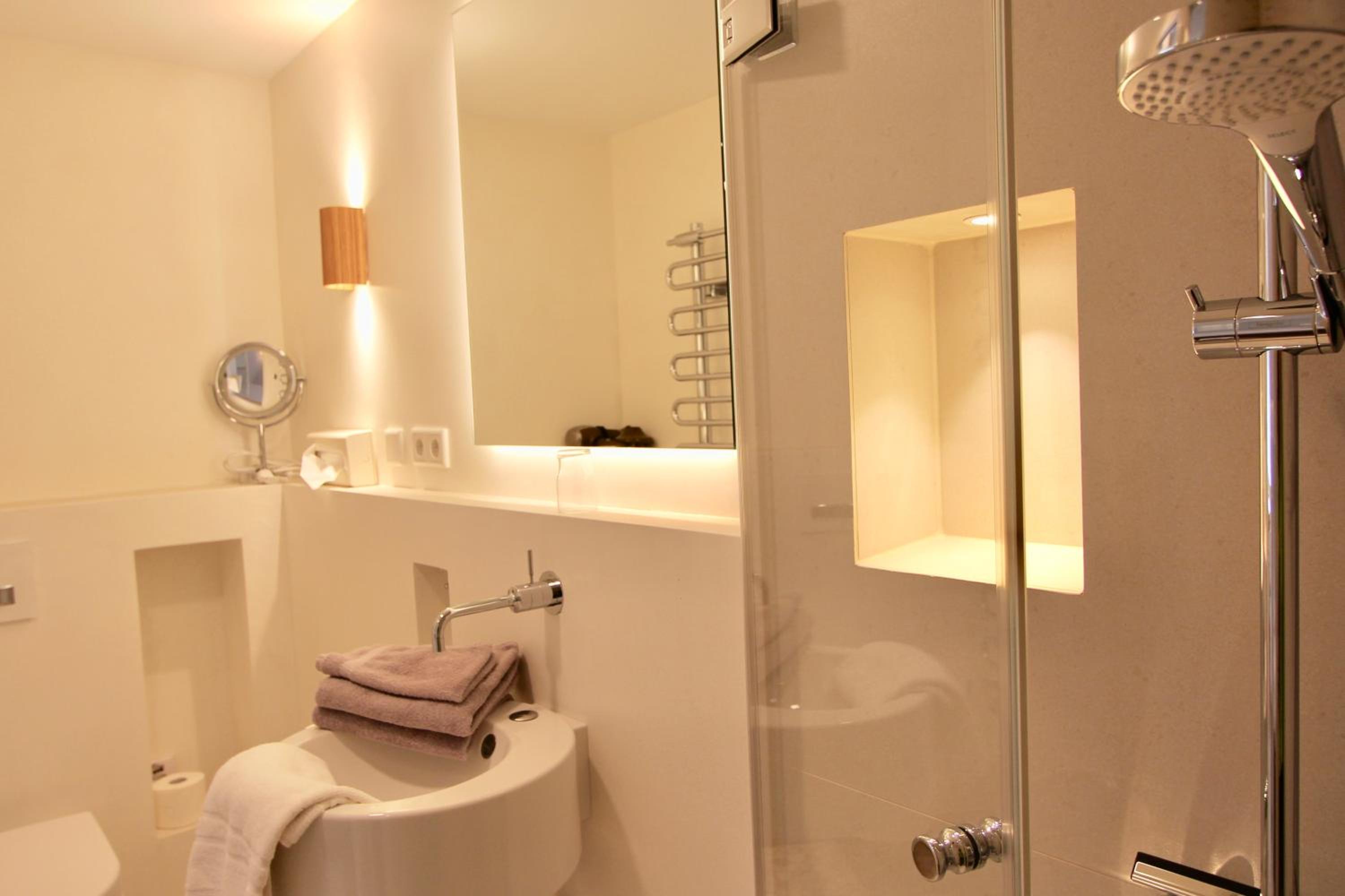 Large Single Room photo 2