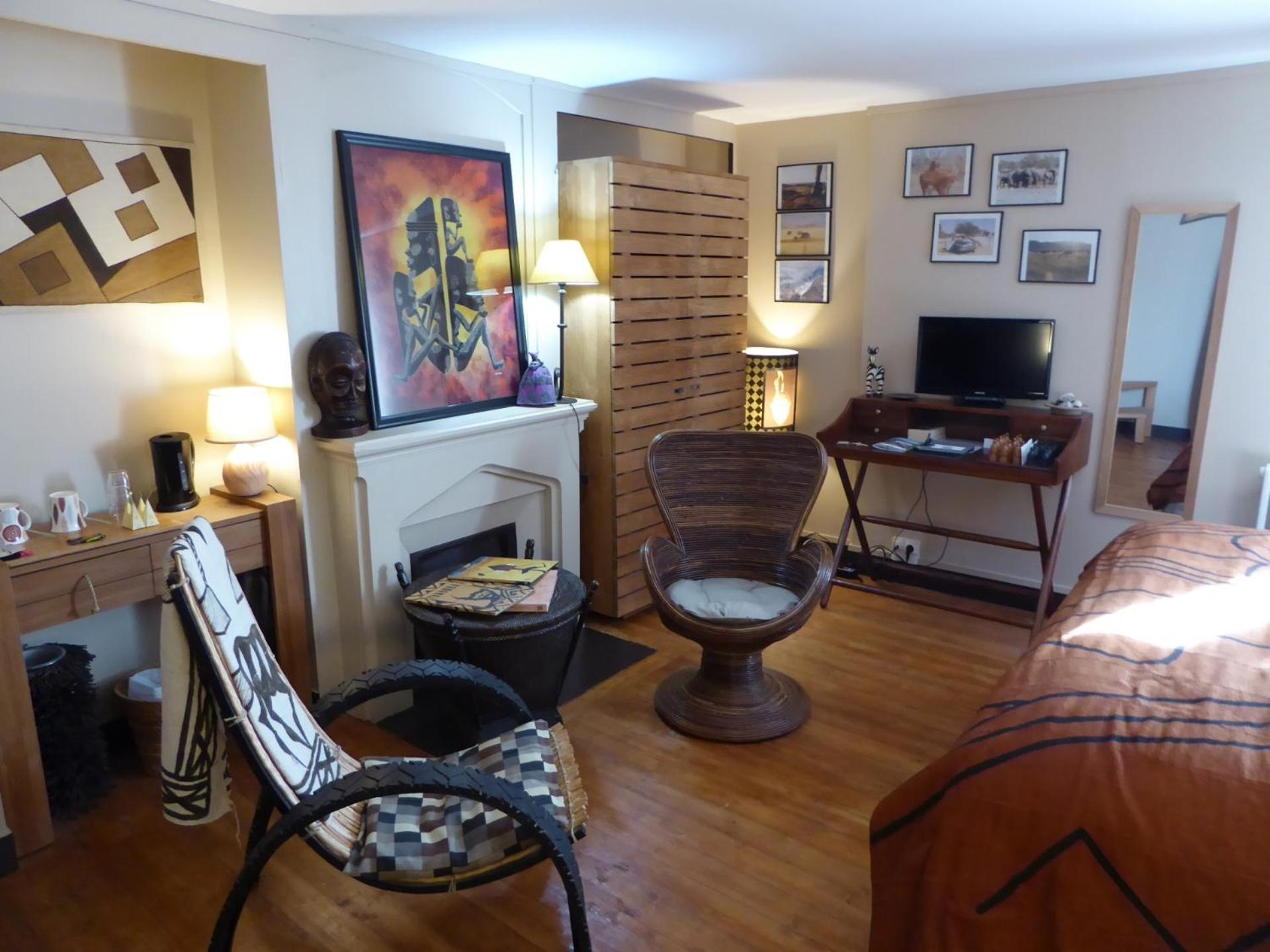 Family Room photo 2