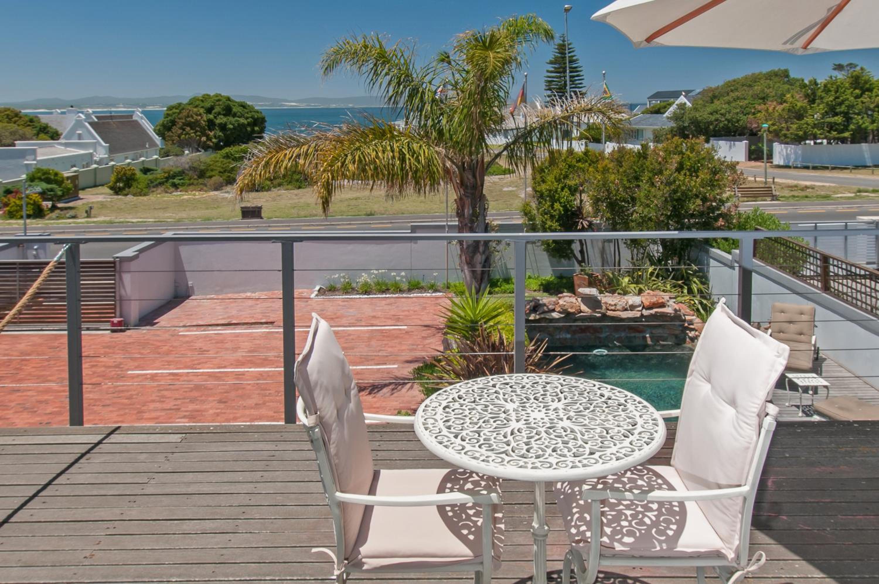 Double Room with Balcony and Sea View photo 2