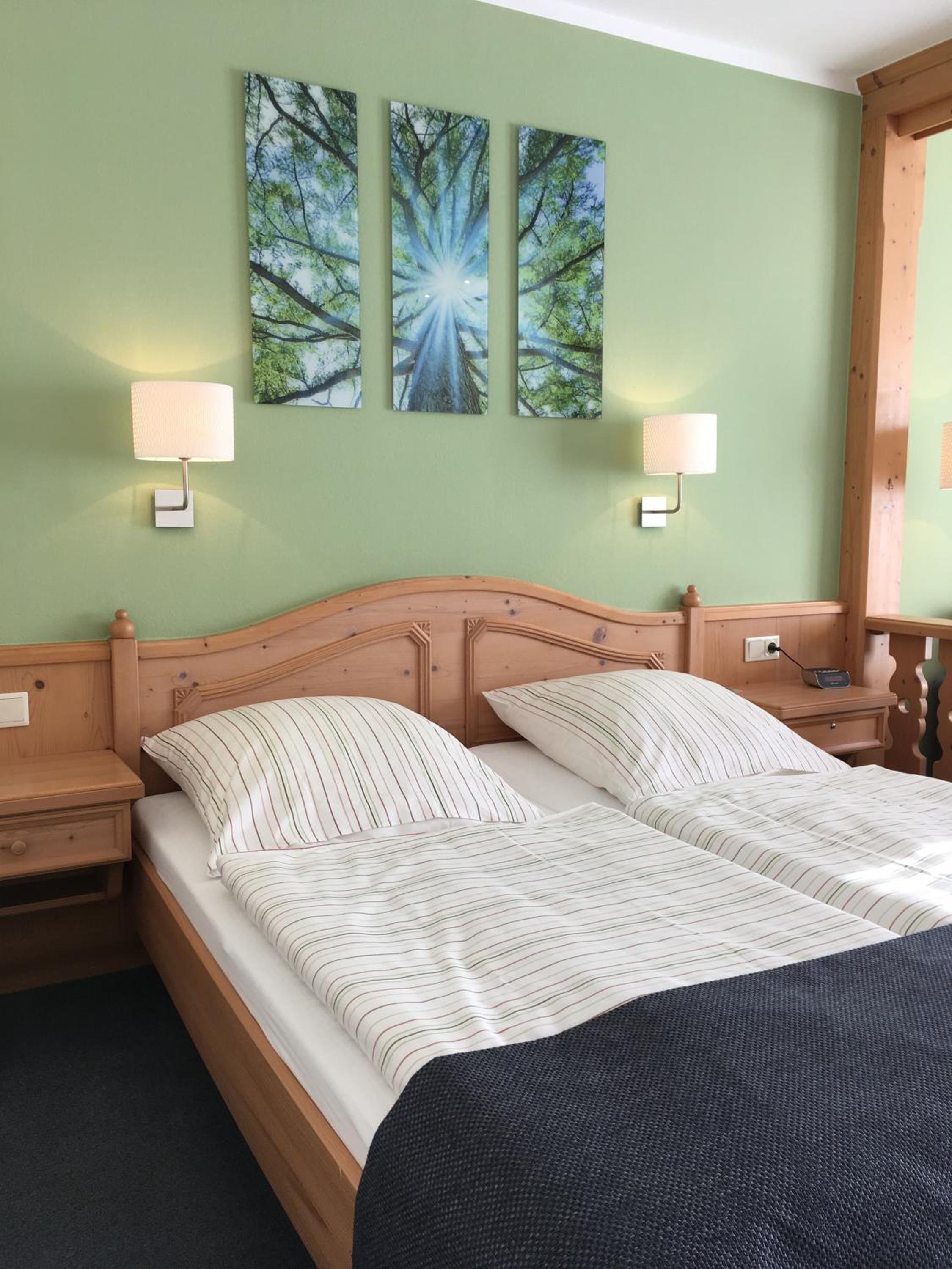 Deluxe Double Room with Balcony photo 3