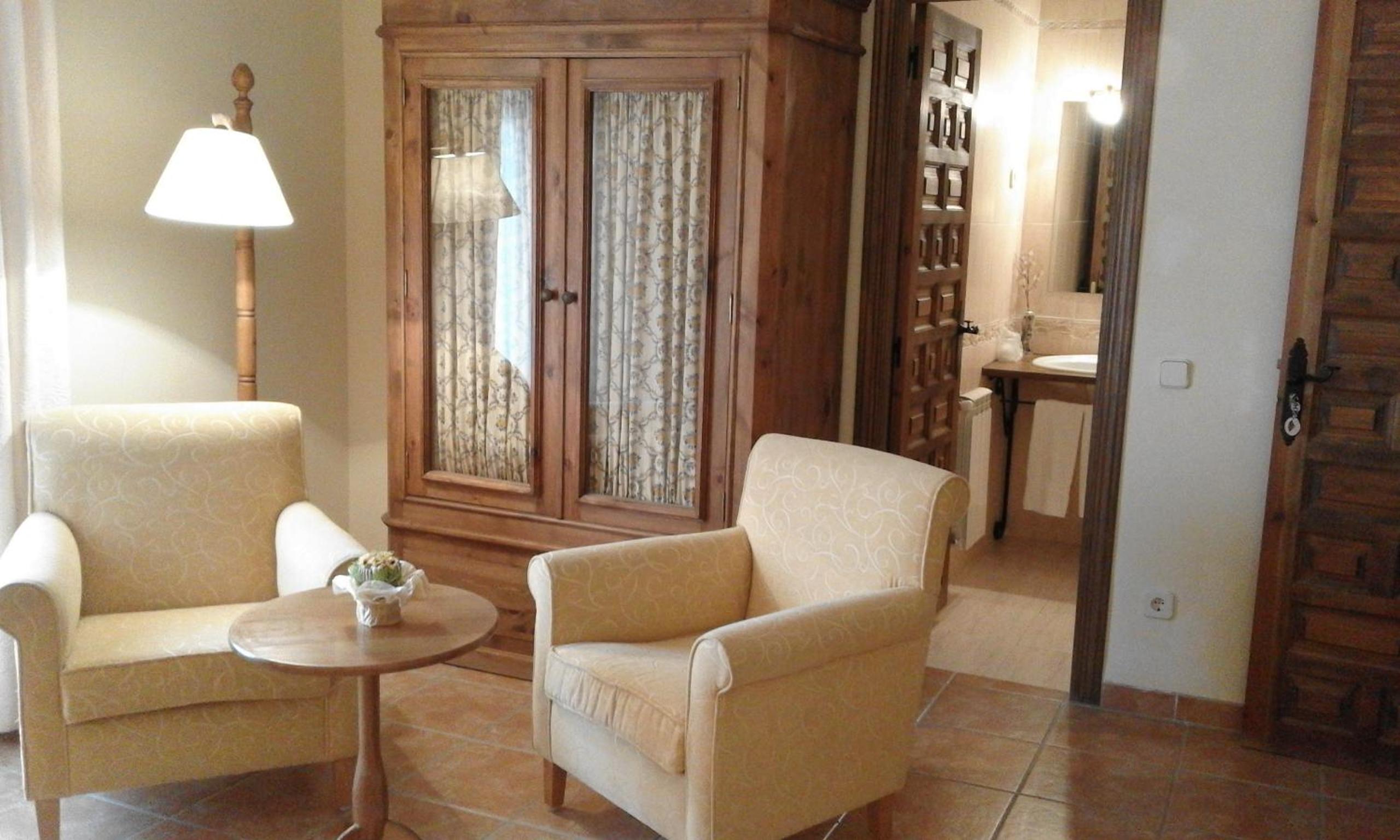 Twin Room With Terrace photo 3