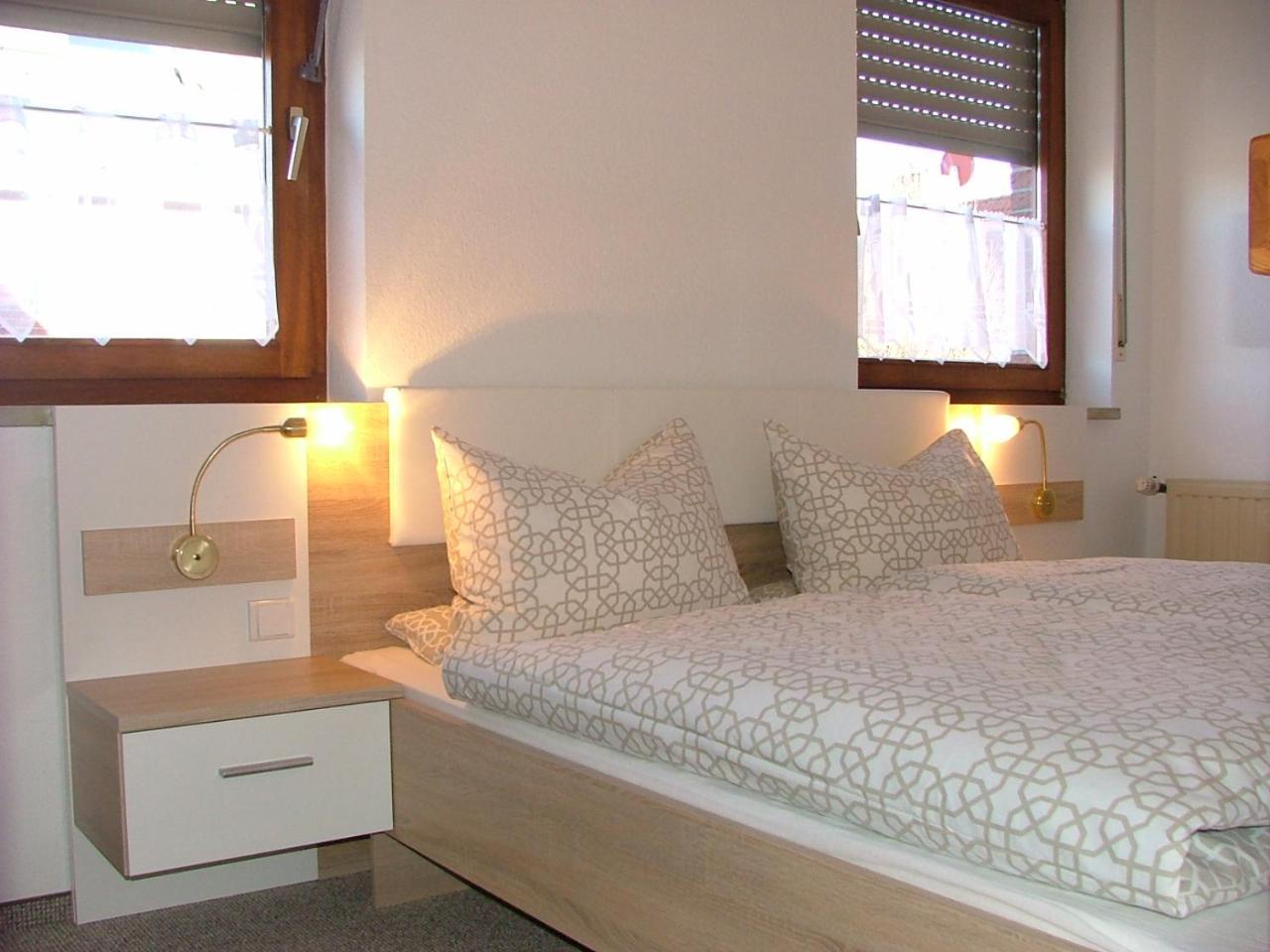 Apartment mit 2 Schlafzimmern im Obergeschoß photo 2