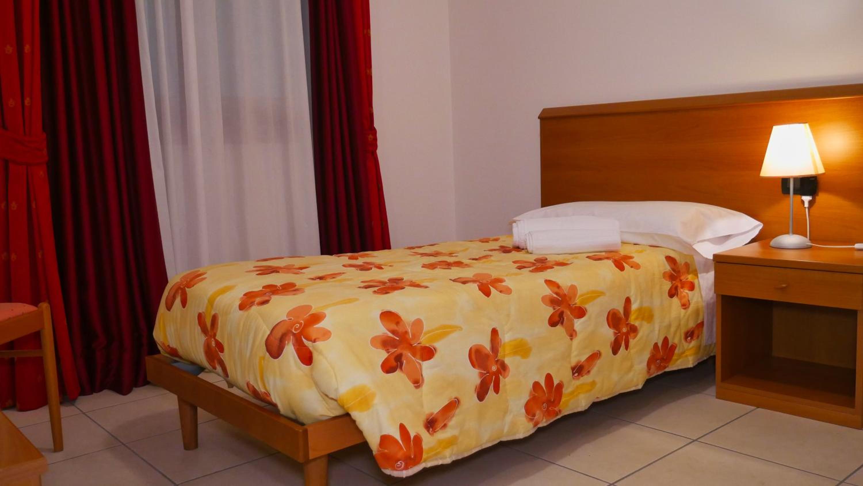 Single Room photo 1