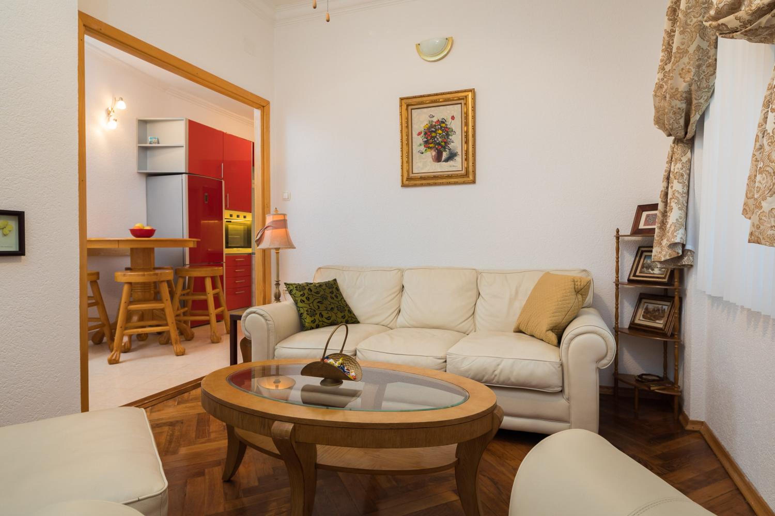 Apartment - Photo 5