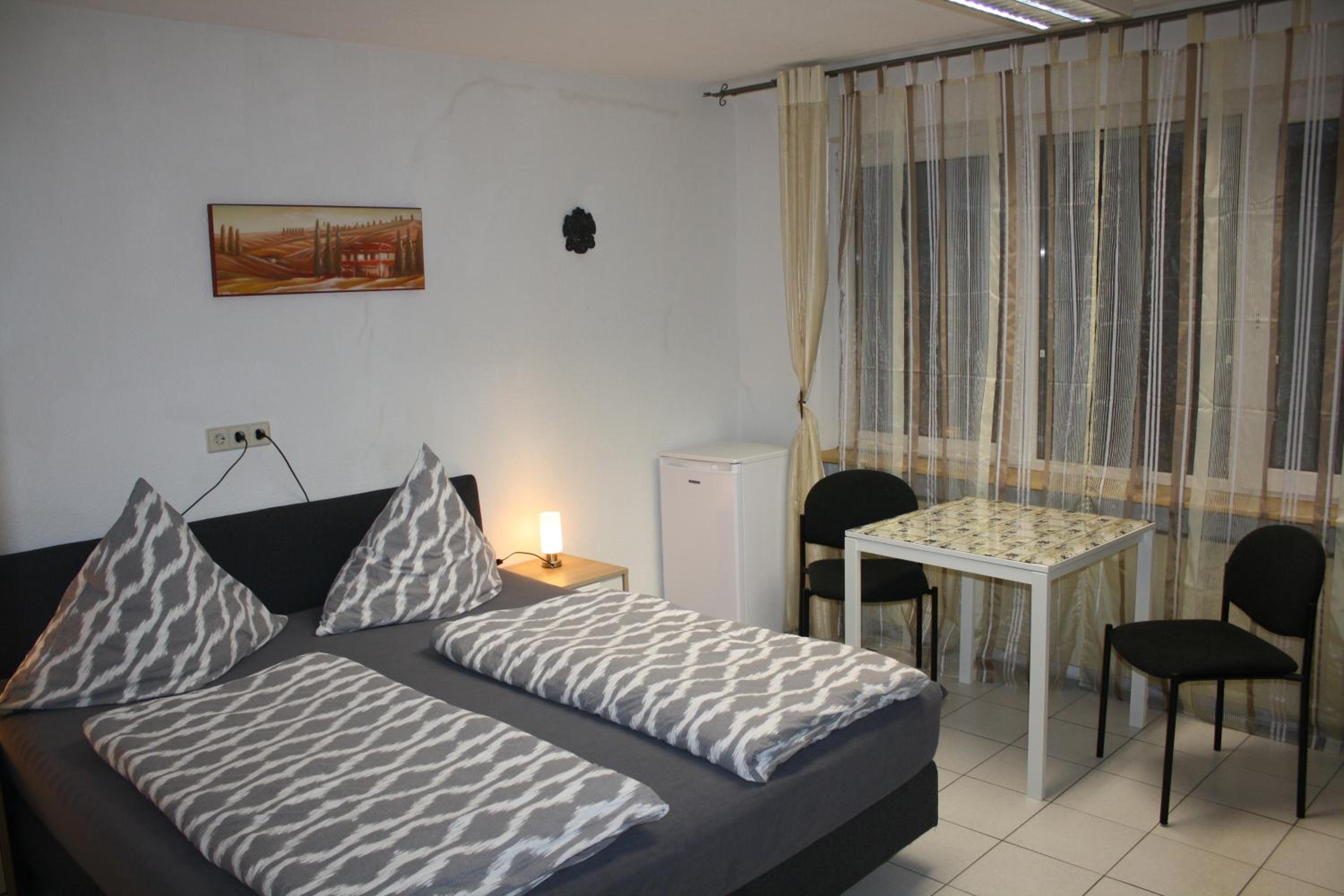 Double Room - Photo 17
