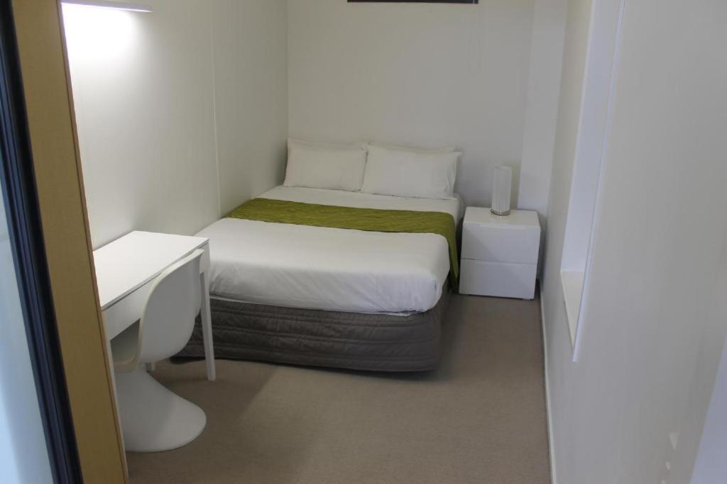 Two-Bedroom Apartment with Balcony photo 3