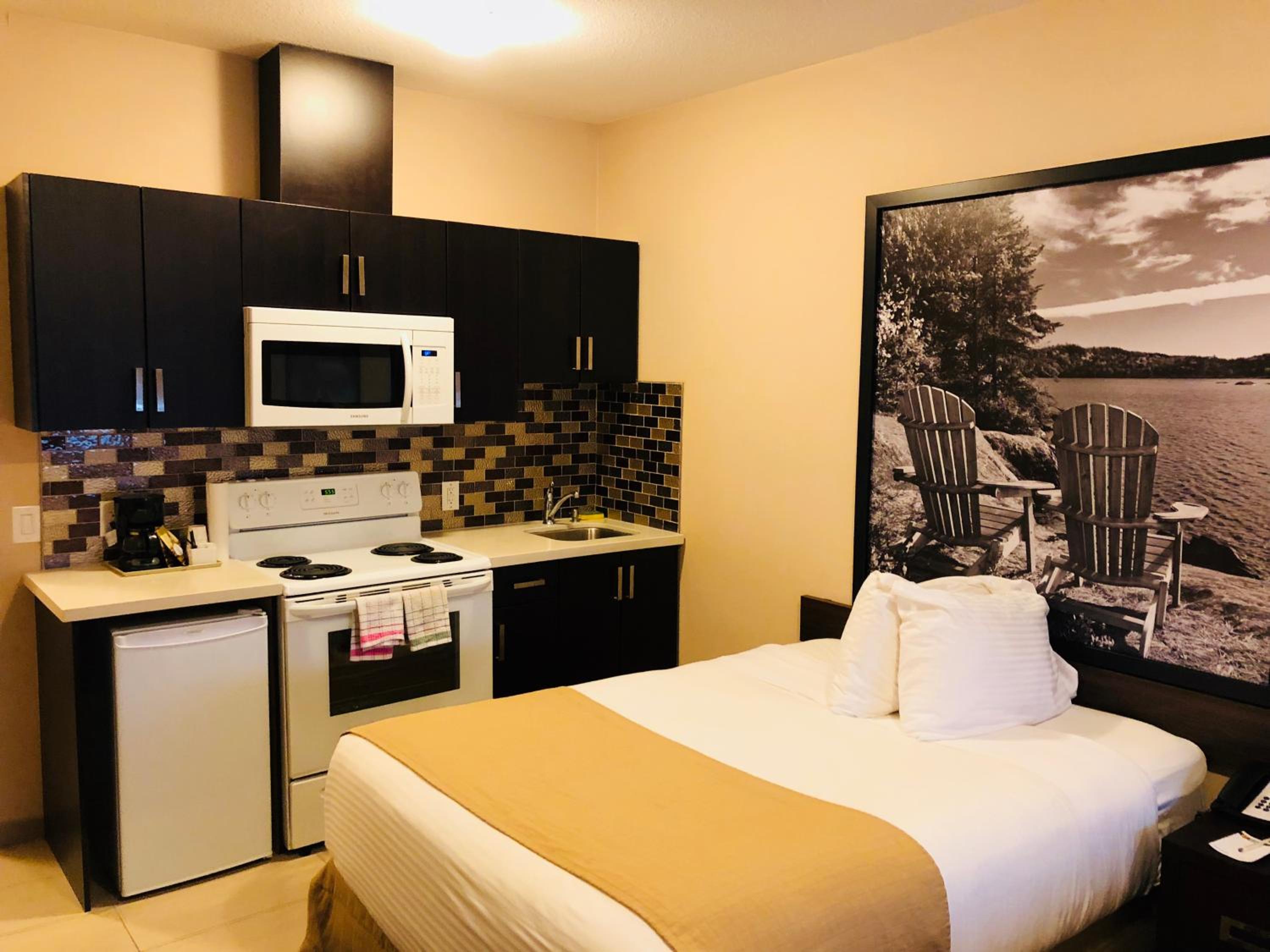 Double Room with Two Double Beds - Non-Smoking photo 3