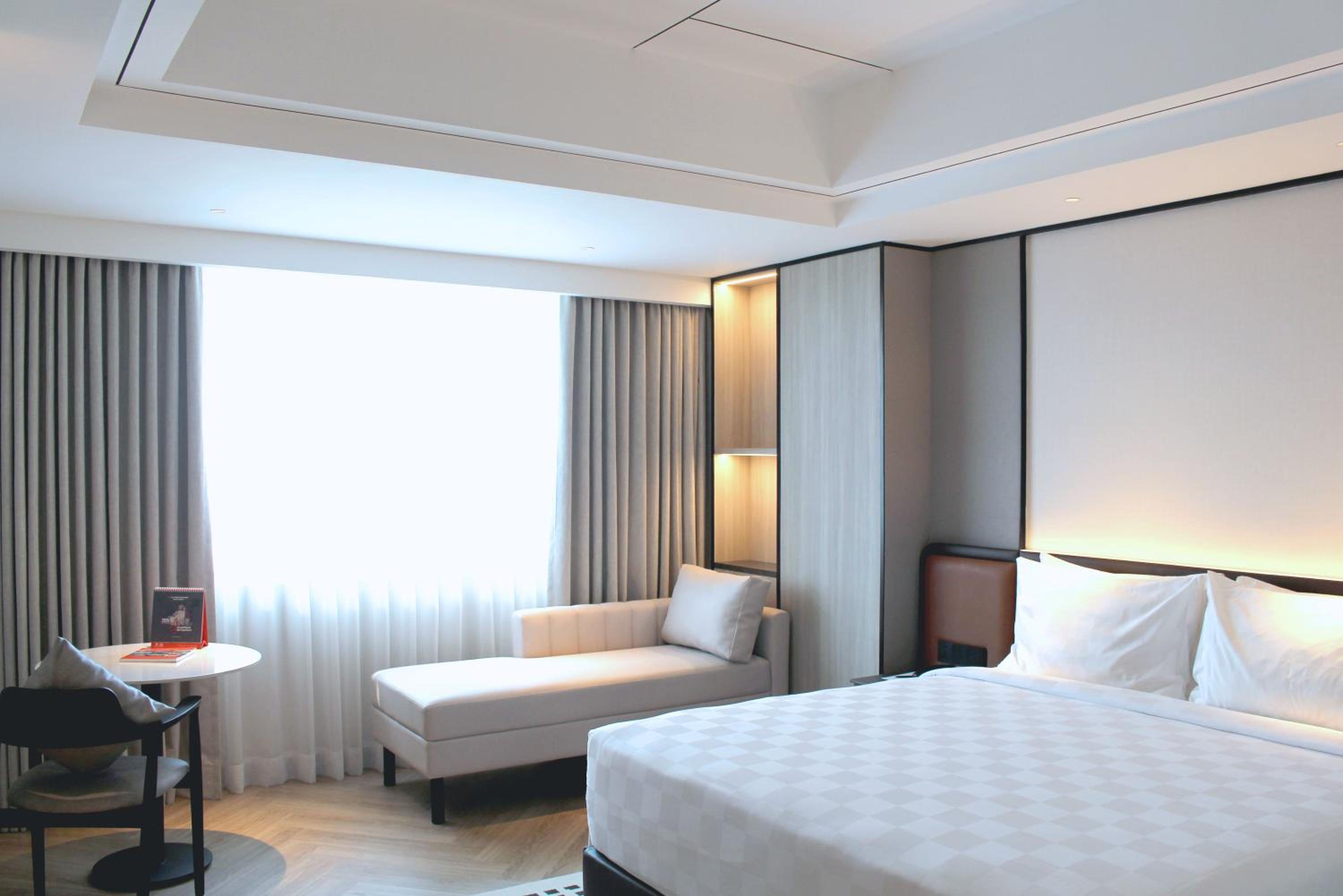 New Deluxe Queen Room photo 1