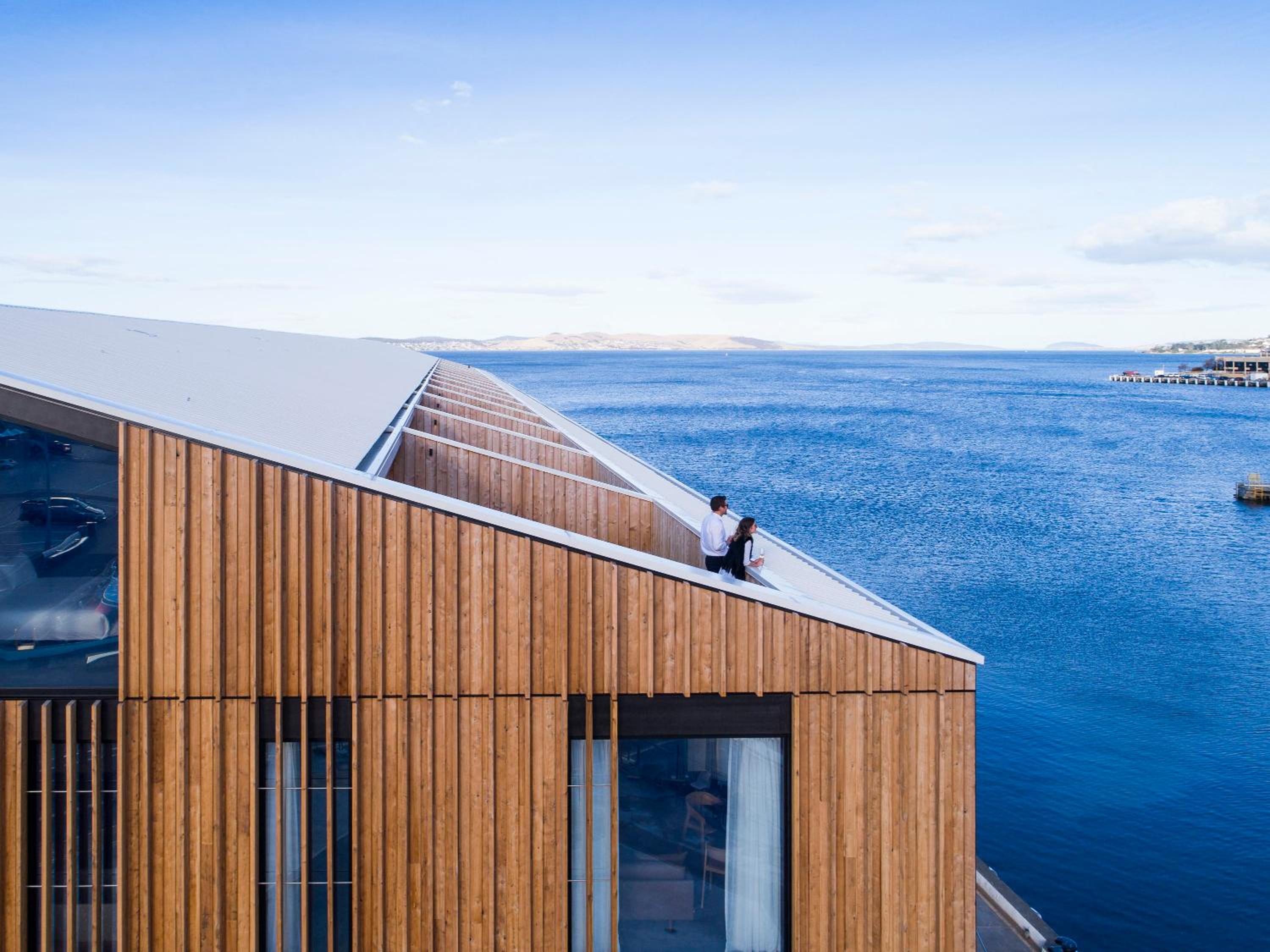 Premium Waterfront Terrace thumbnail 6