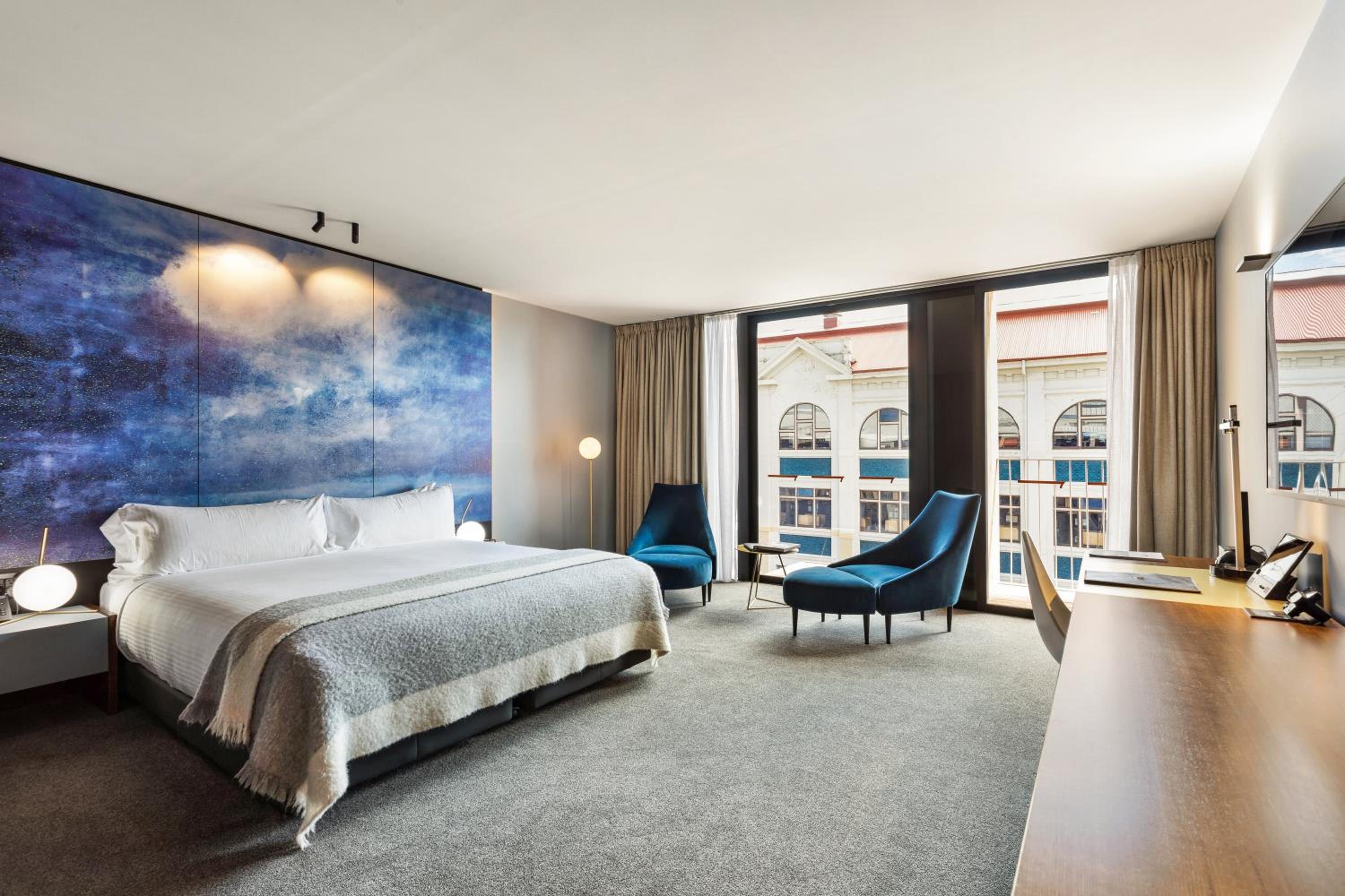 Hunter Street Room