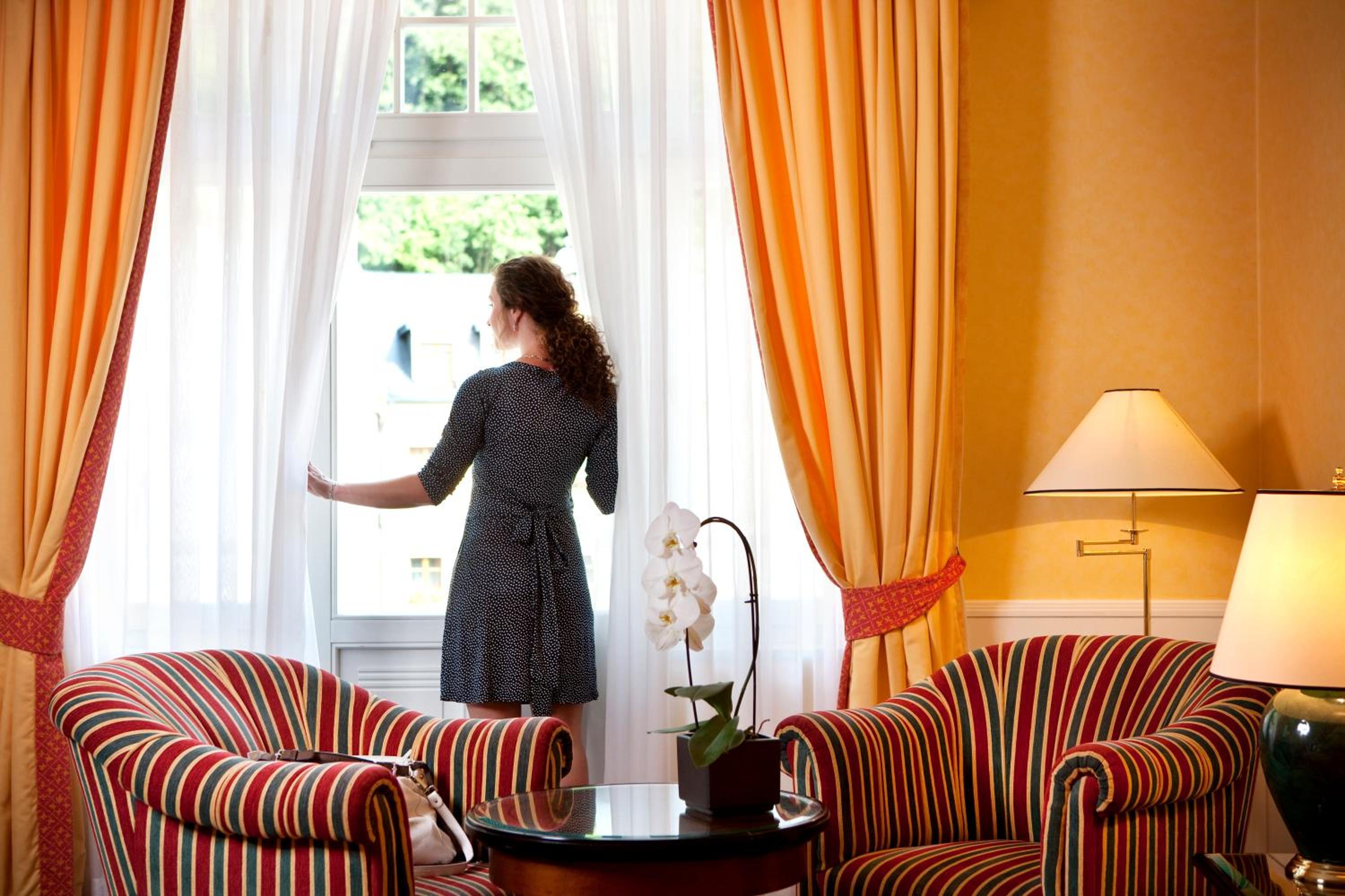 Deluxe Double or Twin Room with River View and Balcony thumbnail 5