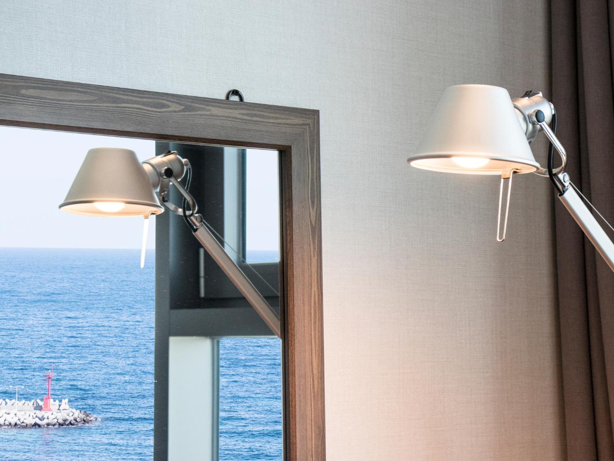 Deluxe Double Room with Sea View photo 3