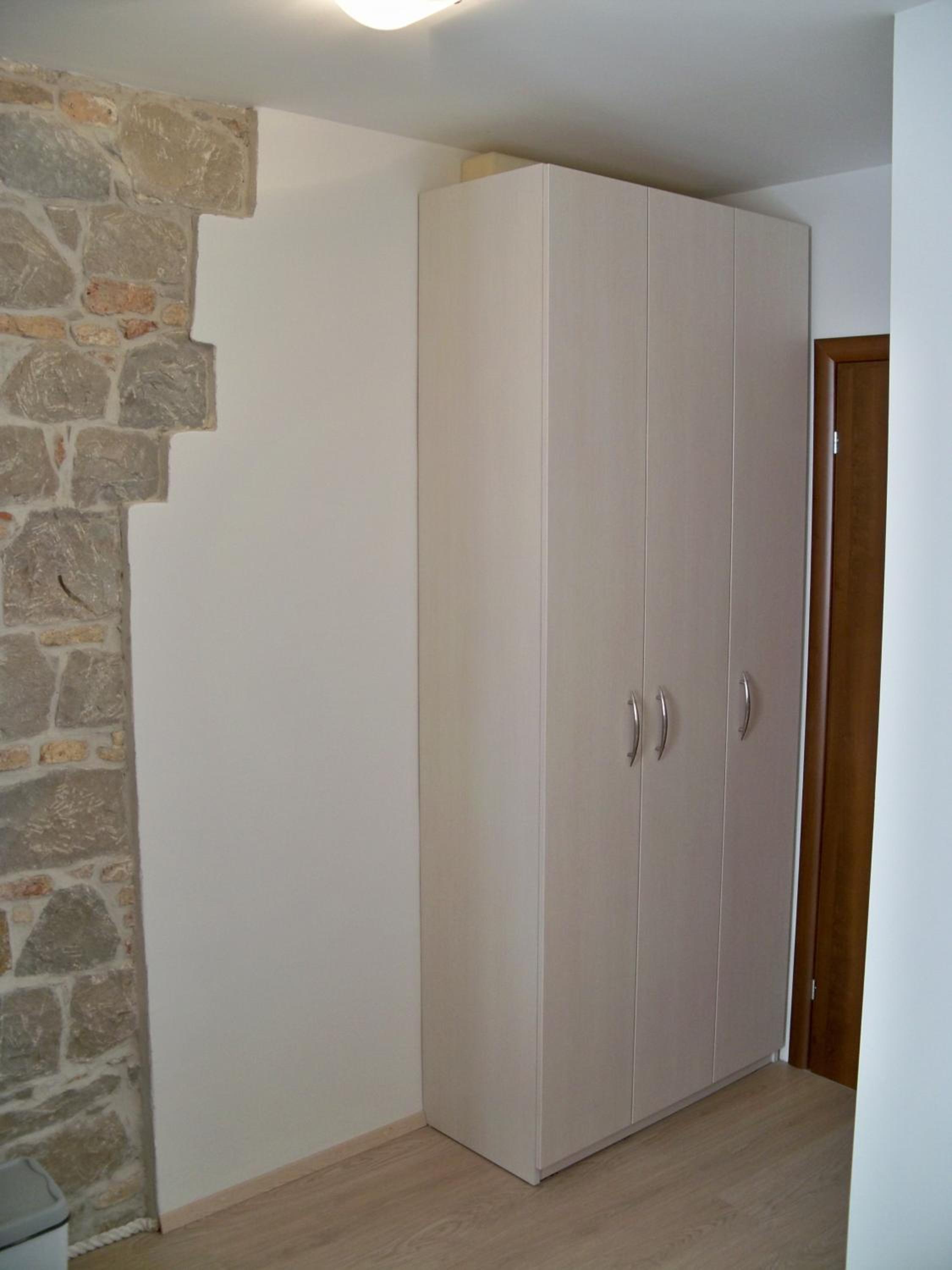 Double Room - Photo 9