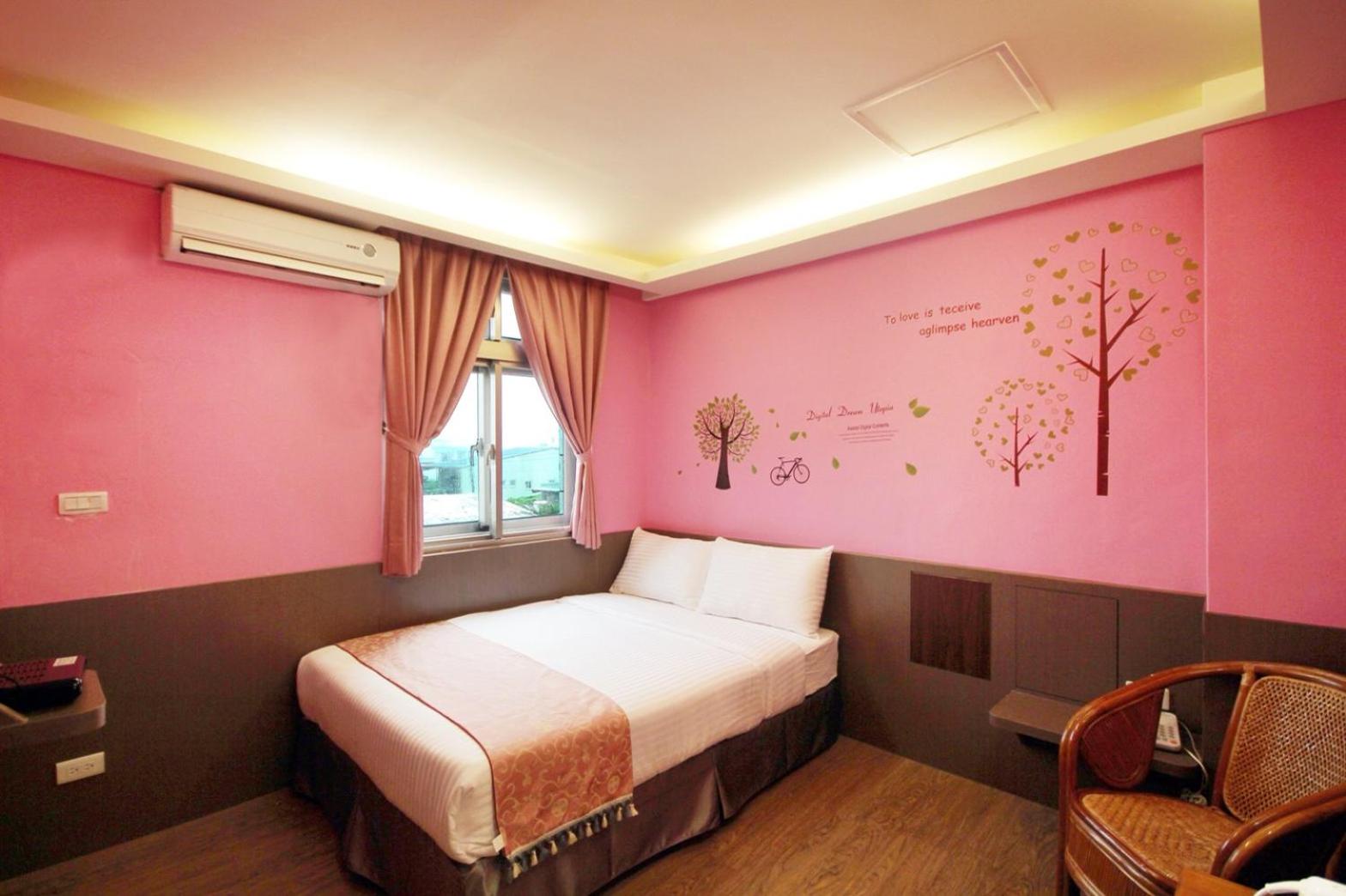 Standard Double Room photo 3