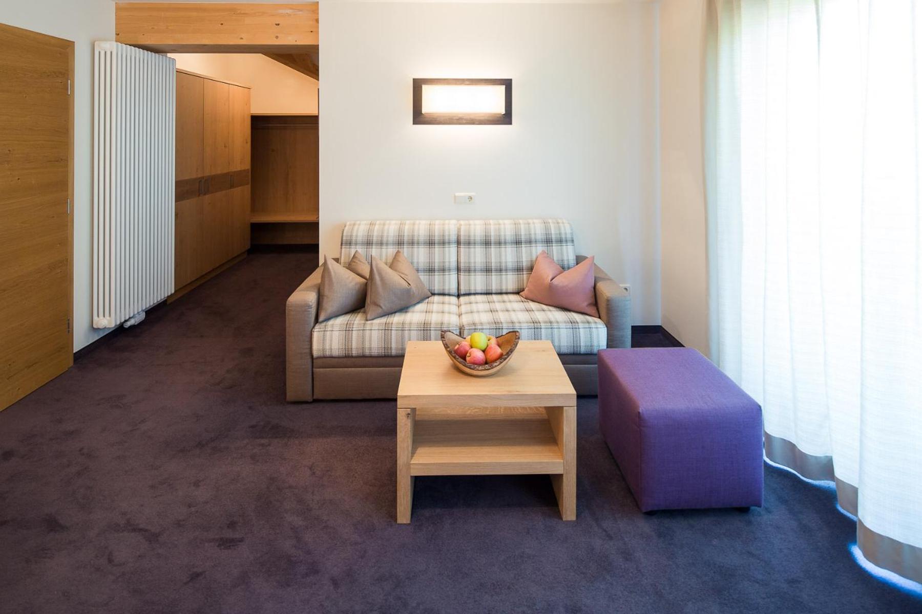 Junior Suite with Balcony photo 1