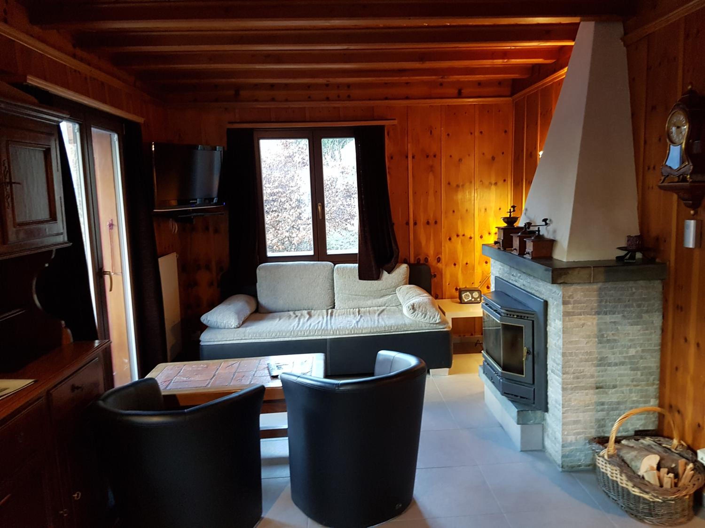 Maisonette photo 1