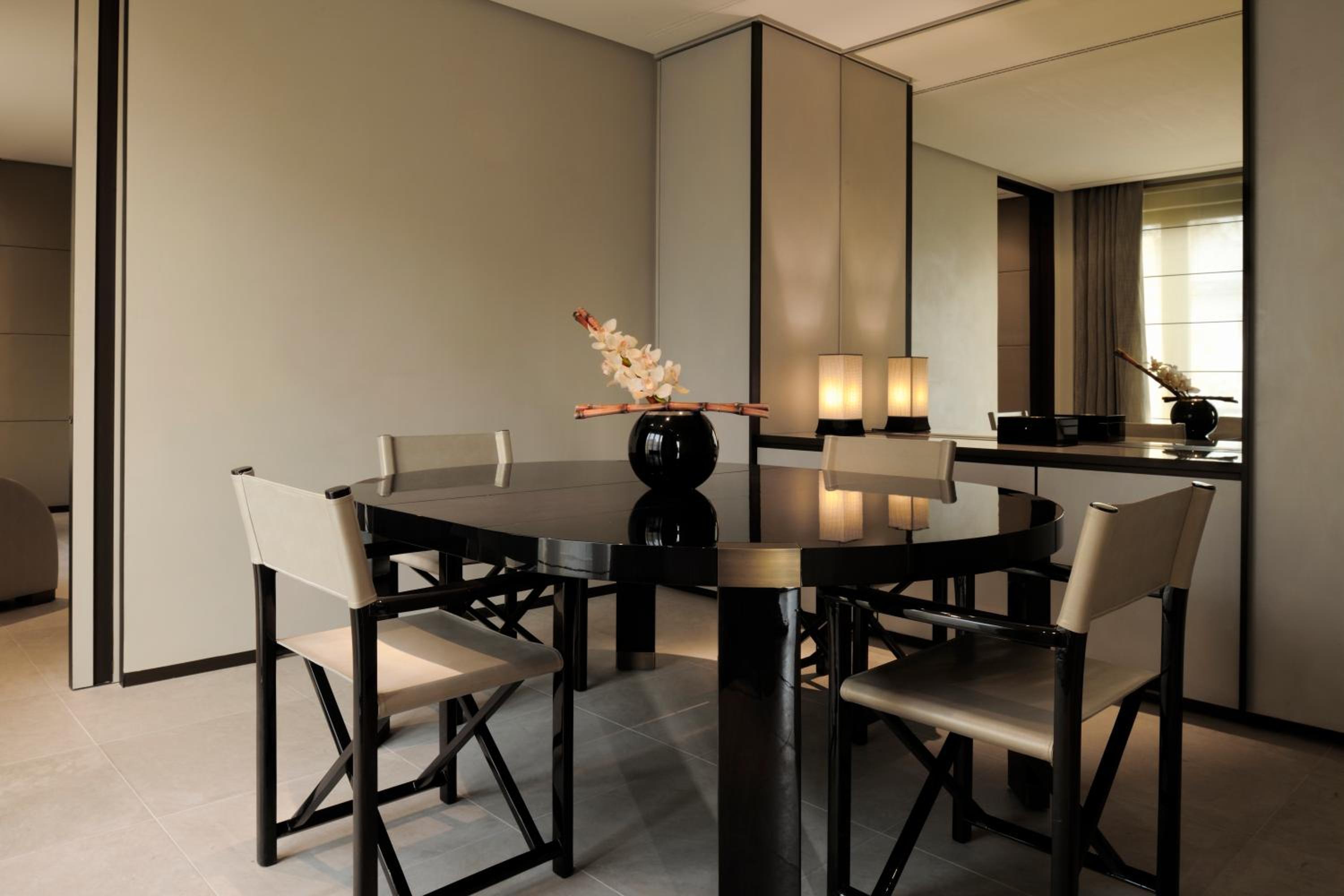 Armani Ambassador Suite (Non Smoking) thumbnail 5