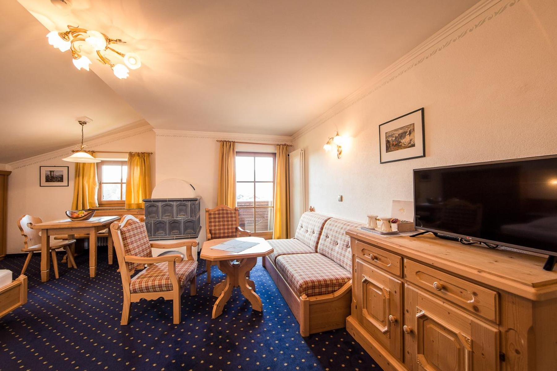 Junior Suite With Balcony photo 1