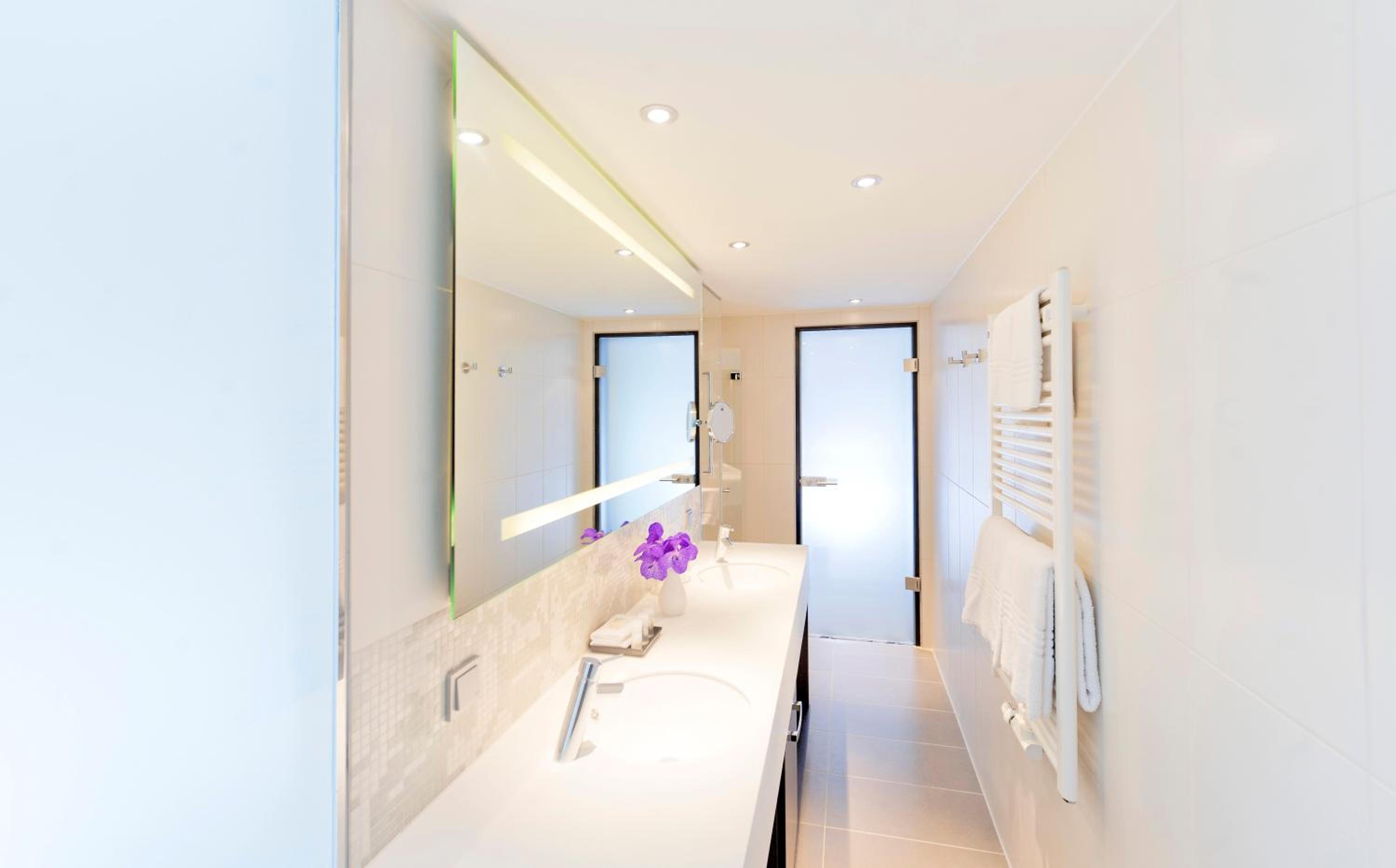 Superior Family Suite photo 3