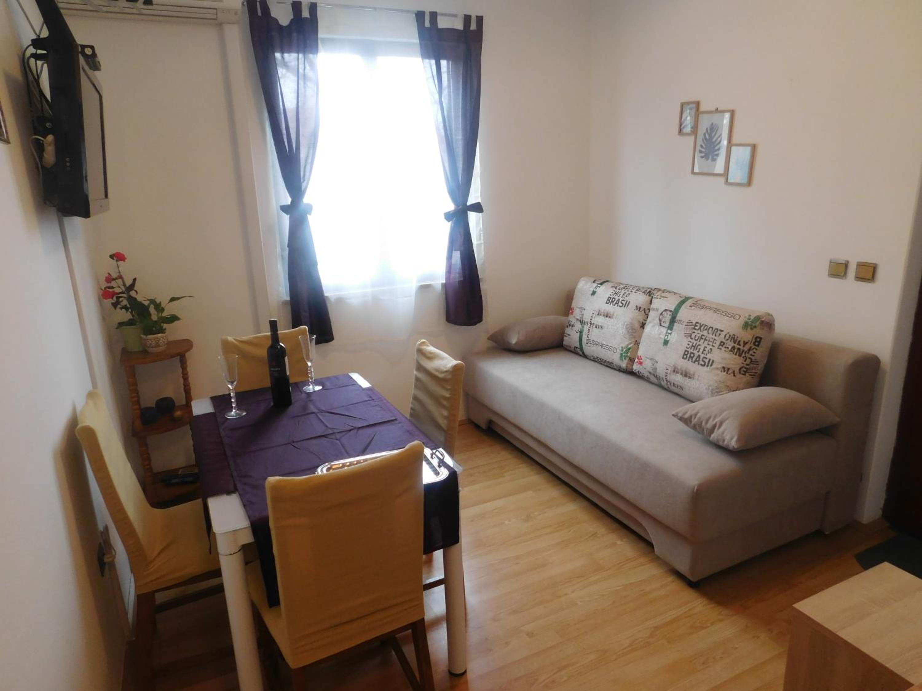 One-Bedroom Apartment with Terrace - Photo 56