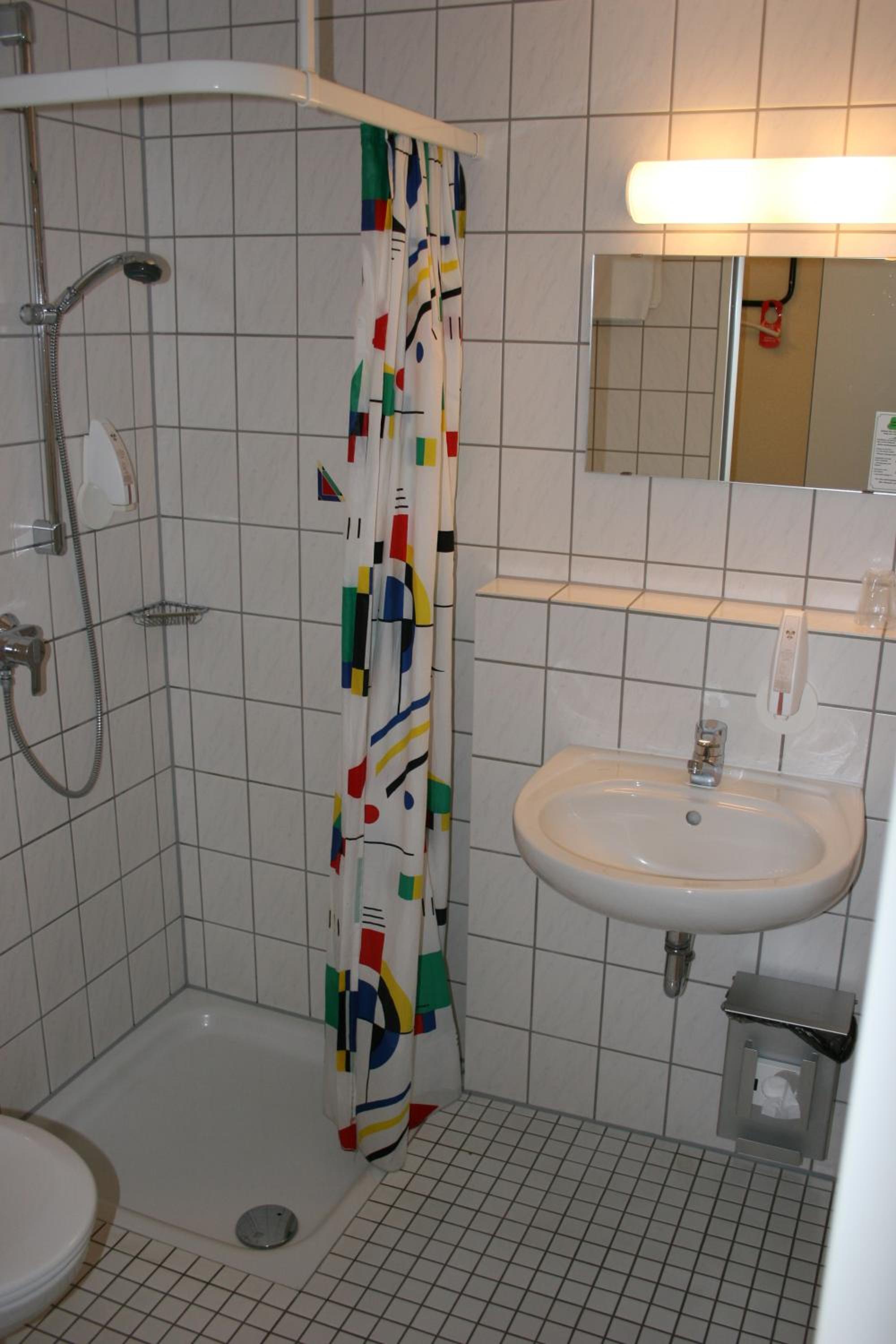 Single Room photo 3