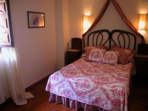 Double or Twin Room - Photo 14