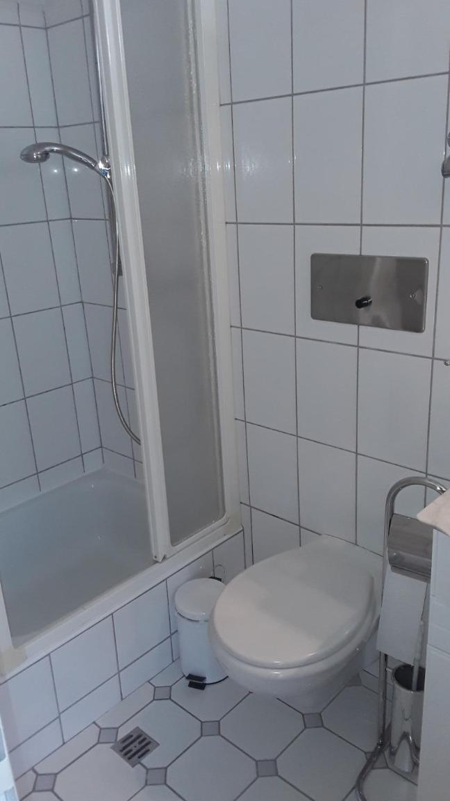 Apartment with Sauna - Photo 22