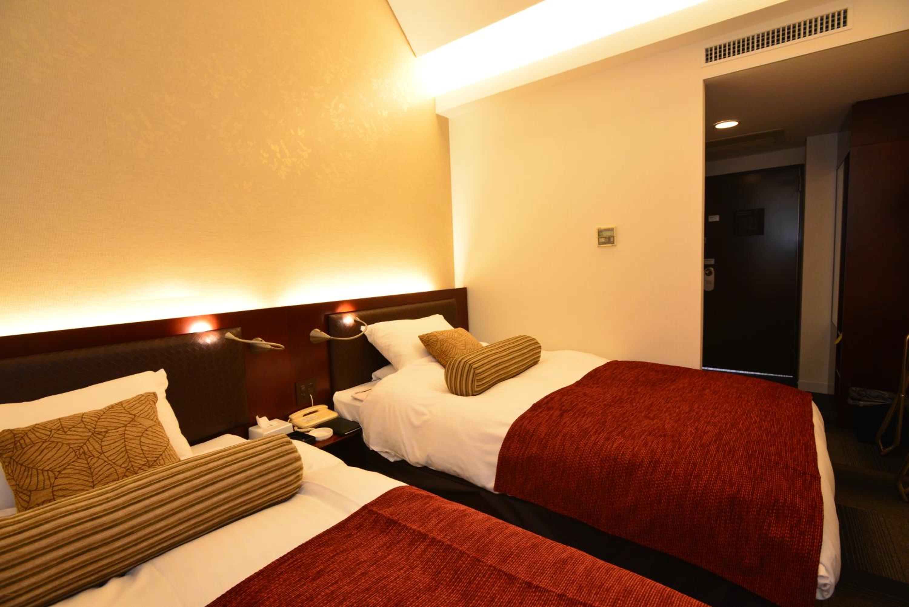 Deluxe Twin Room - Non-Smoking - Photo 1