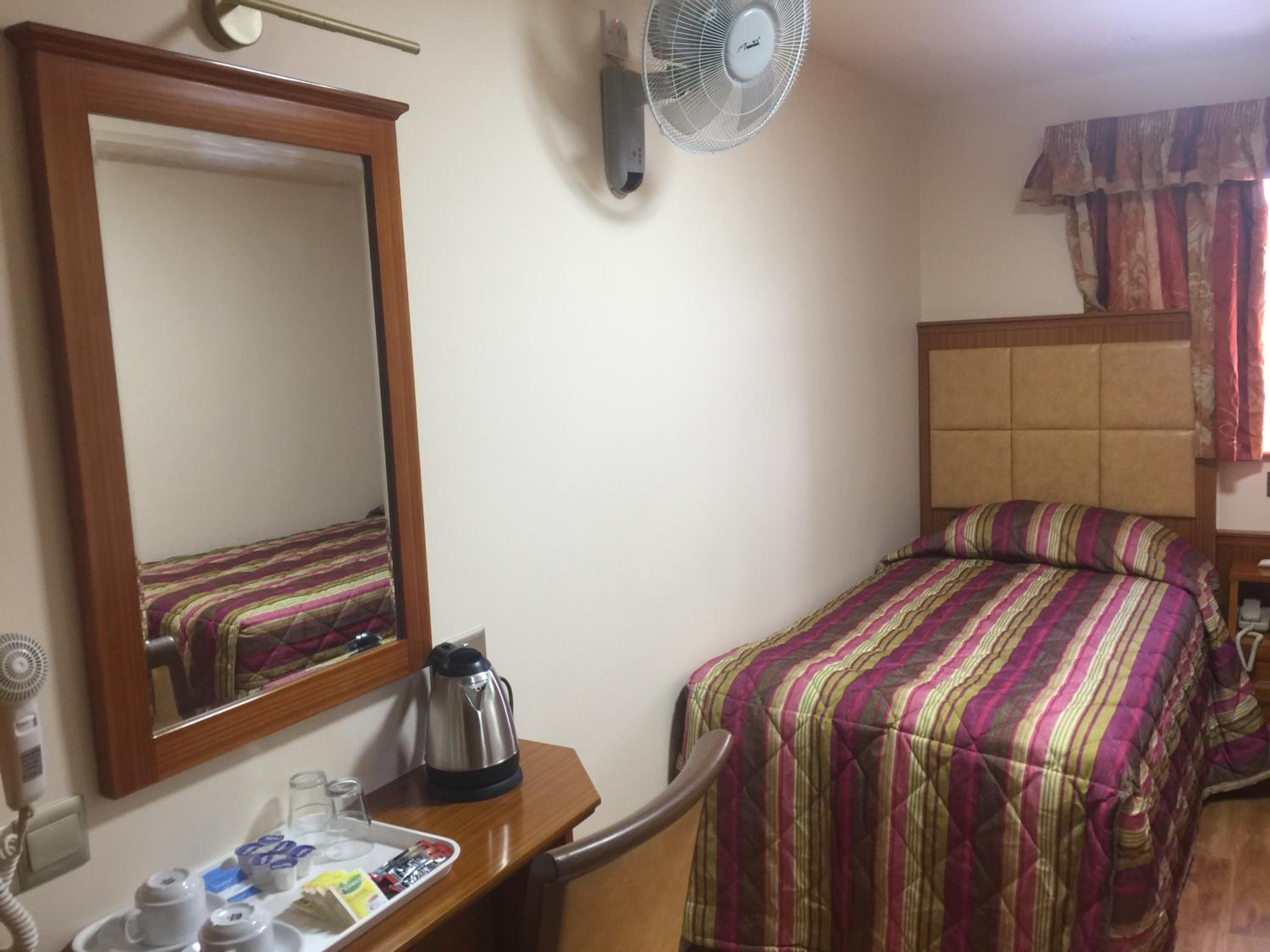 Triple Room photo 2