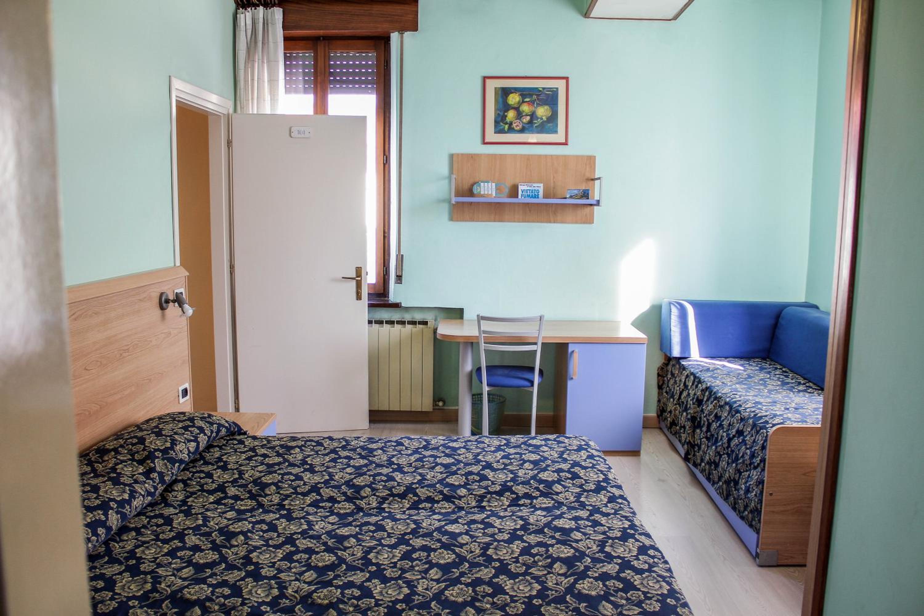 Standard Double Room photo 1