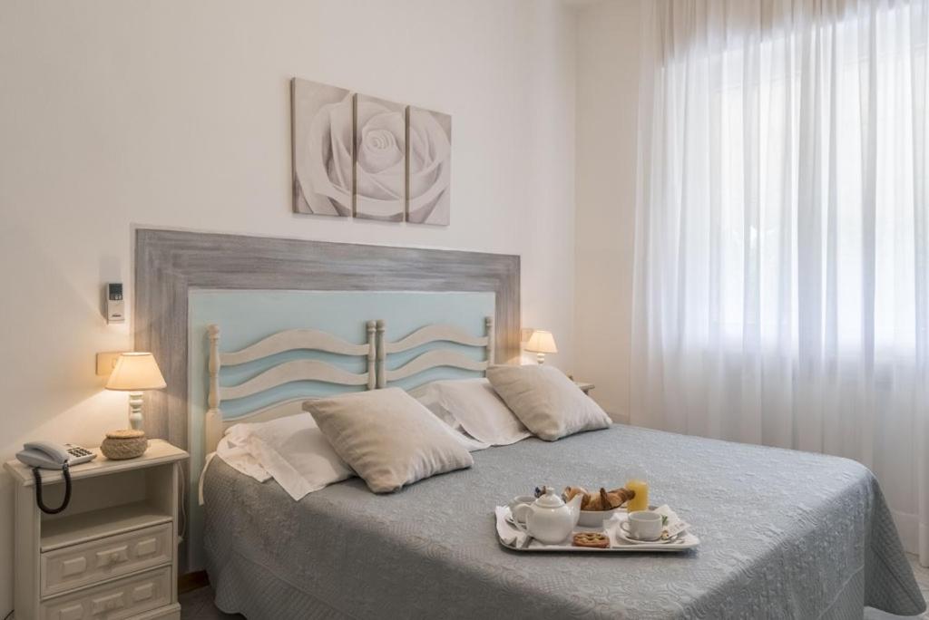 Double Room - Photo 5